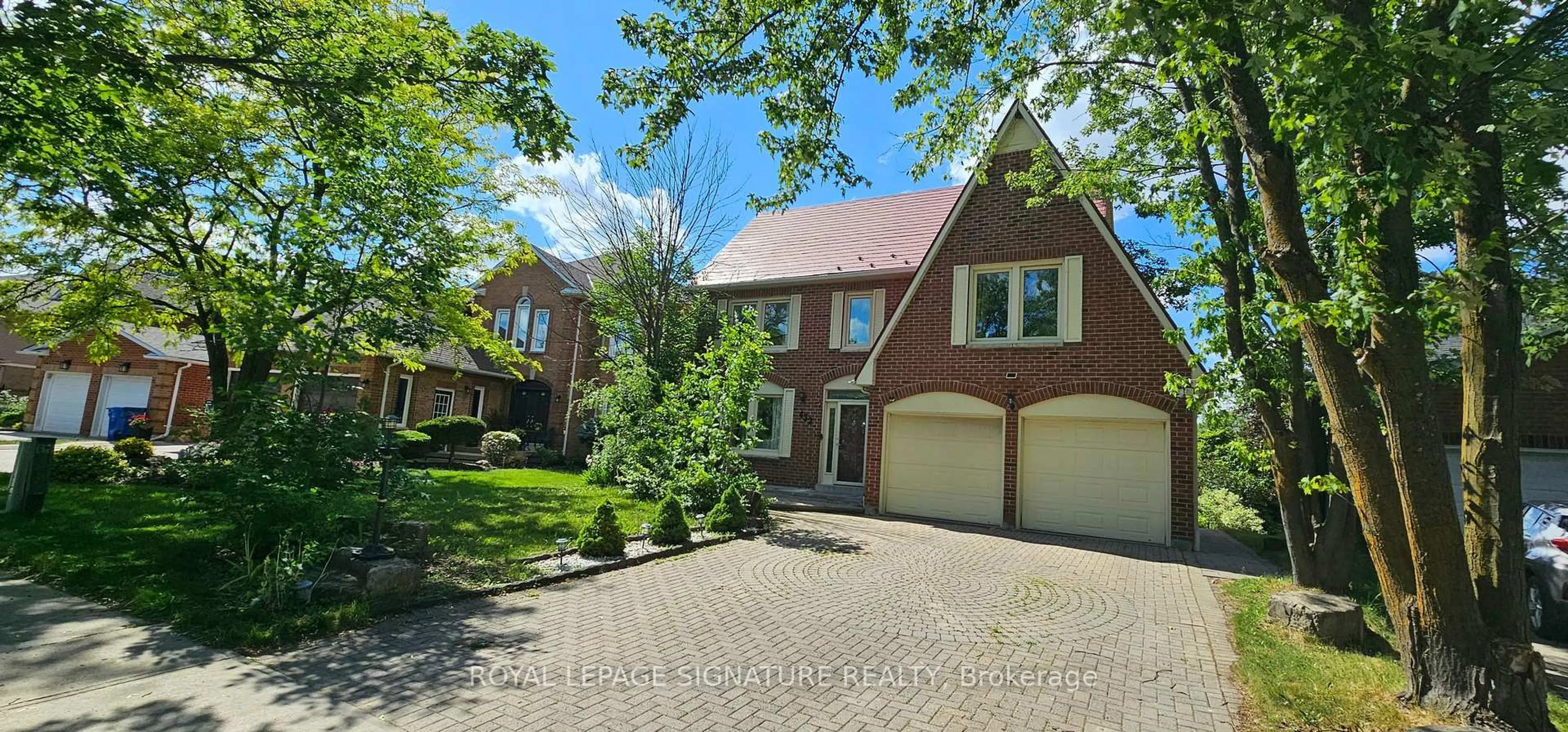Home with brick exterior material, street for 432 Alex Doner Dr, Newmarket Ontario L3X 1C5