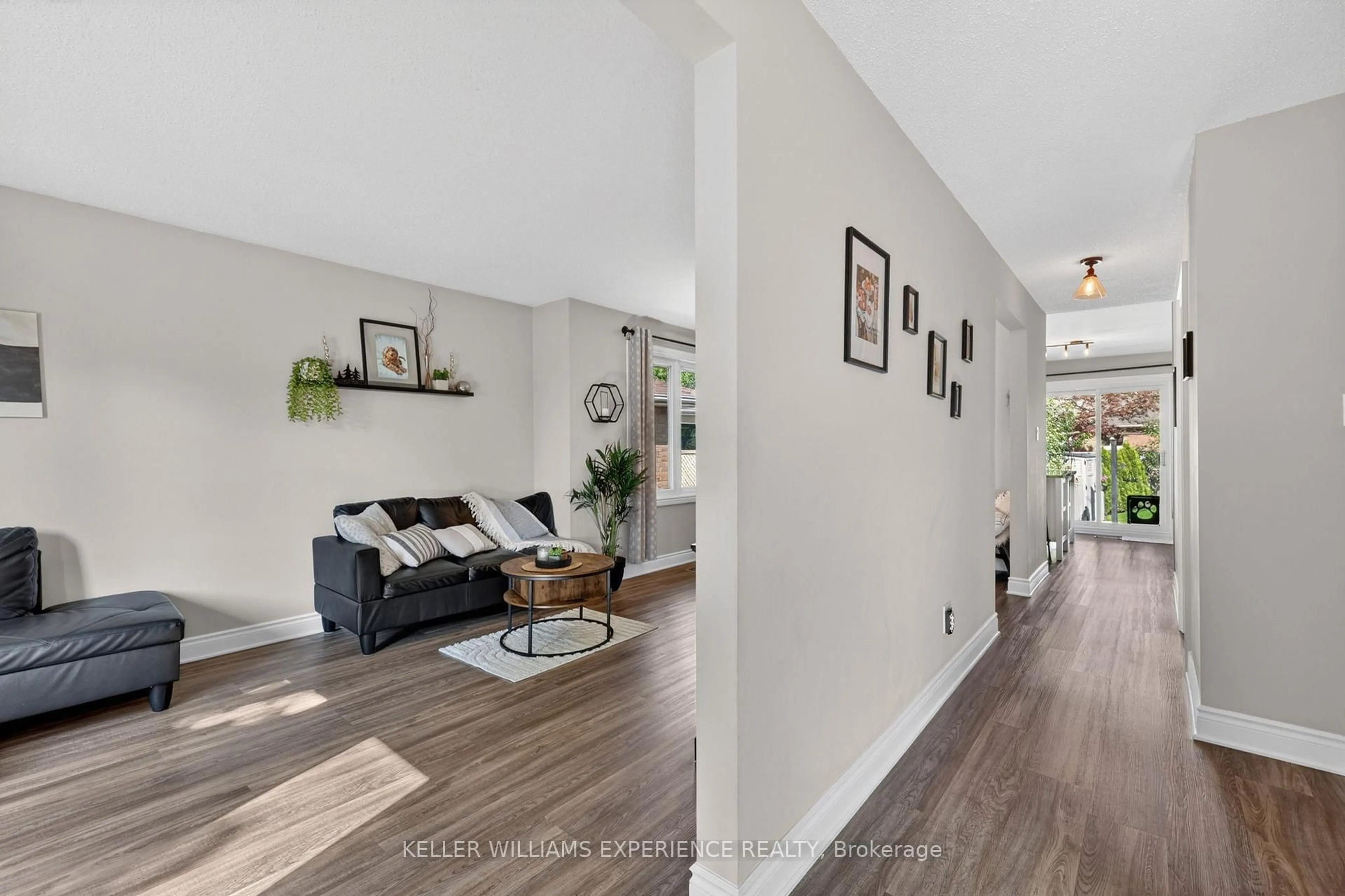 Unknown for 315 Hemlock Dr, Whitchurch-Stouffville Ontario L4A 5A7