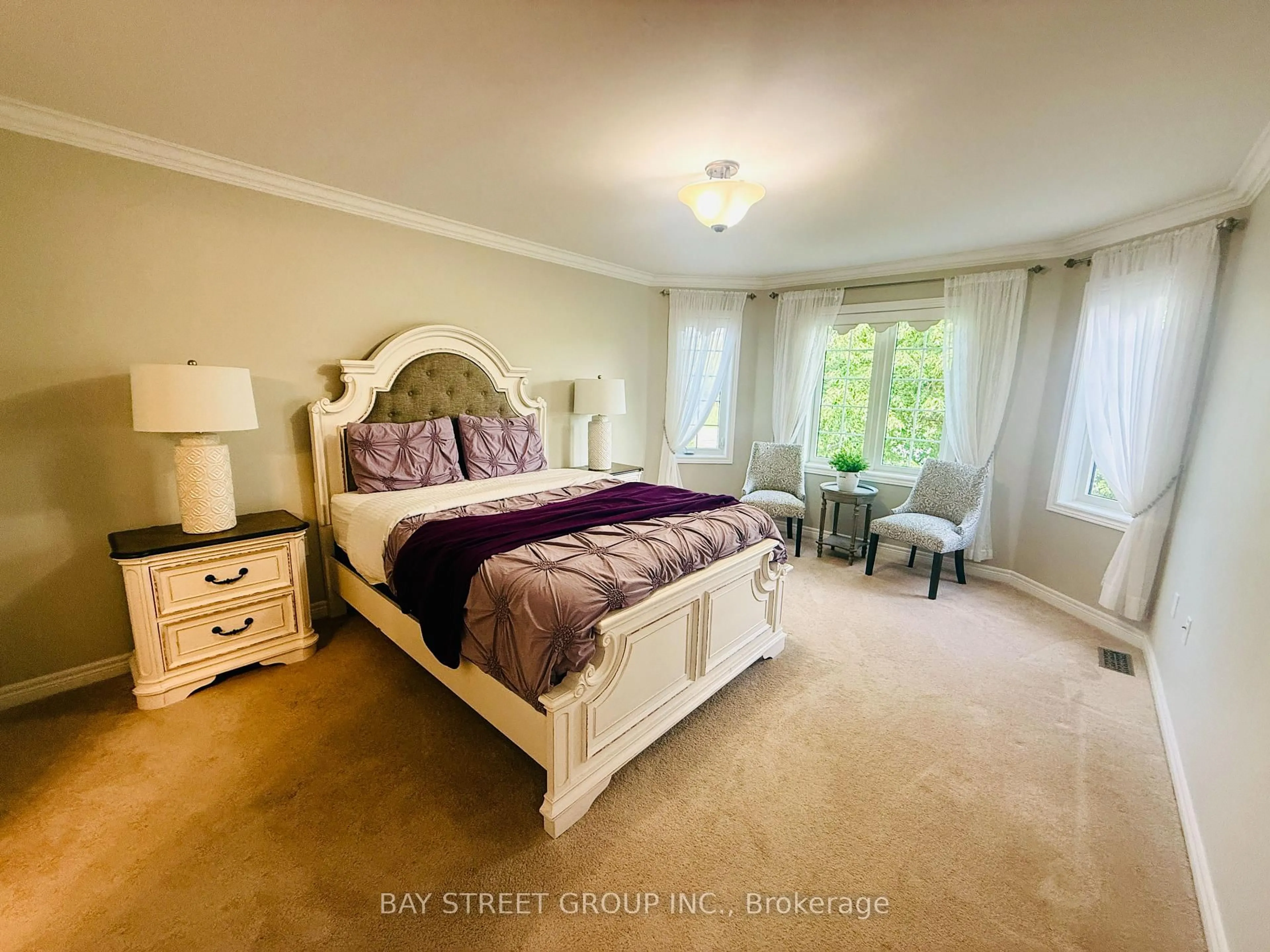 Bedroom with bed, unknown for 722A Lake Dr, Georgina Ontario L4P 1V1