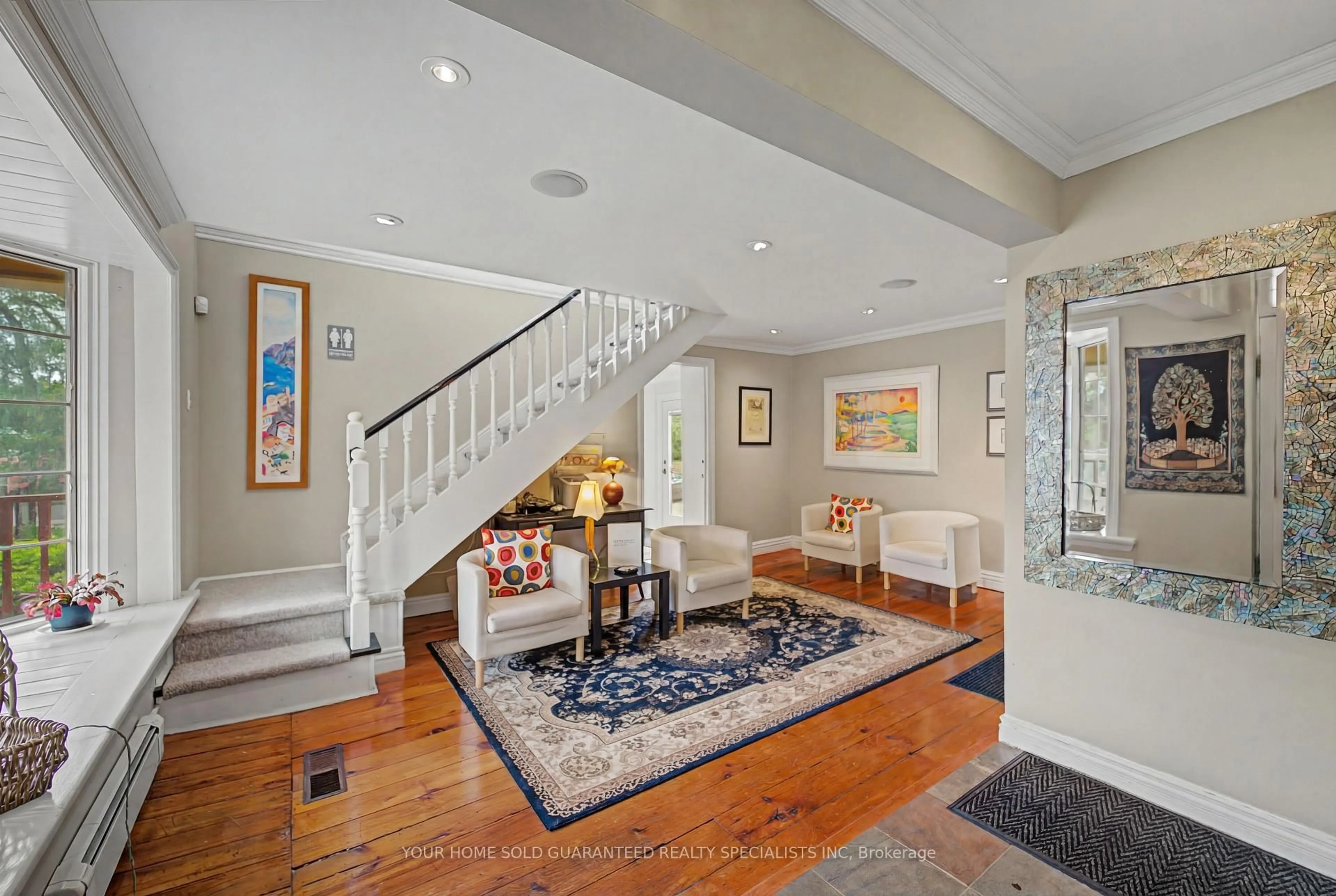Unknown for 50 Wellington St, Aurora Ontario L4G 1H5