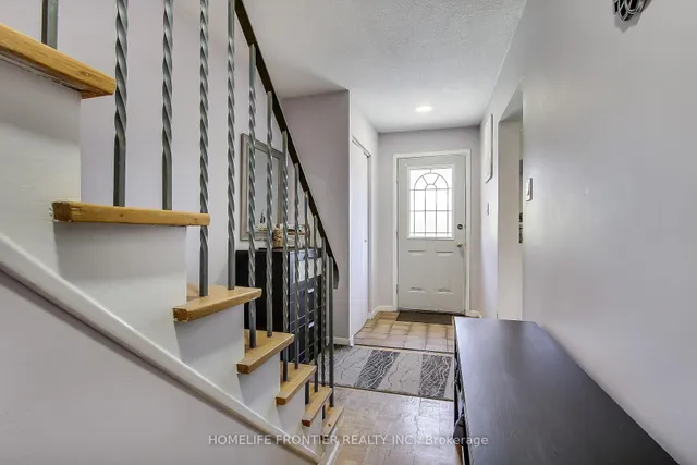 5 Penwick Cres, Richmond Hill 4