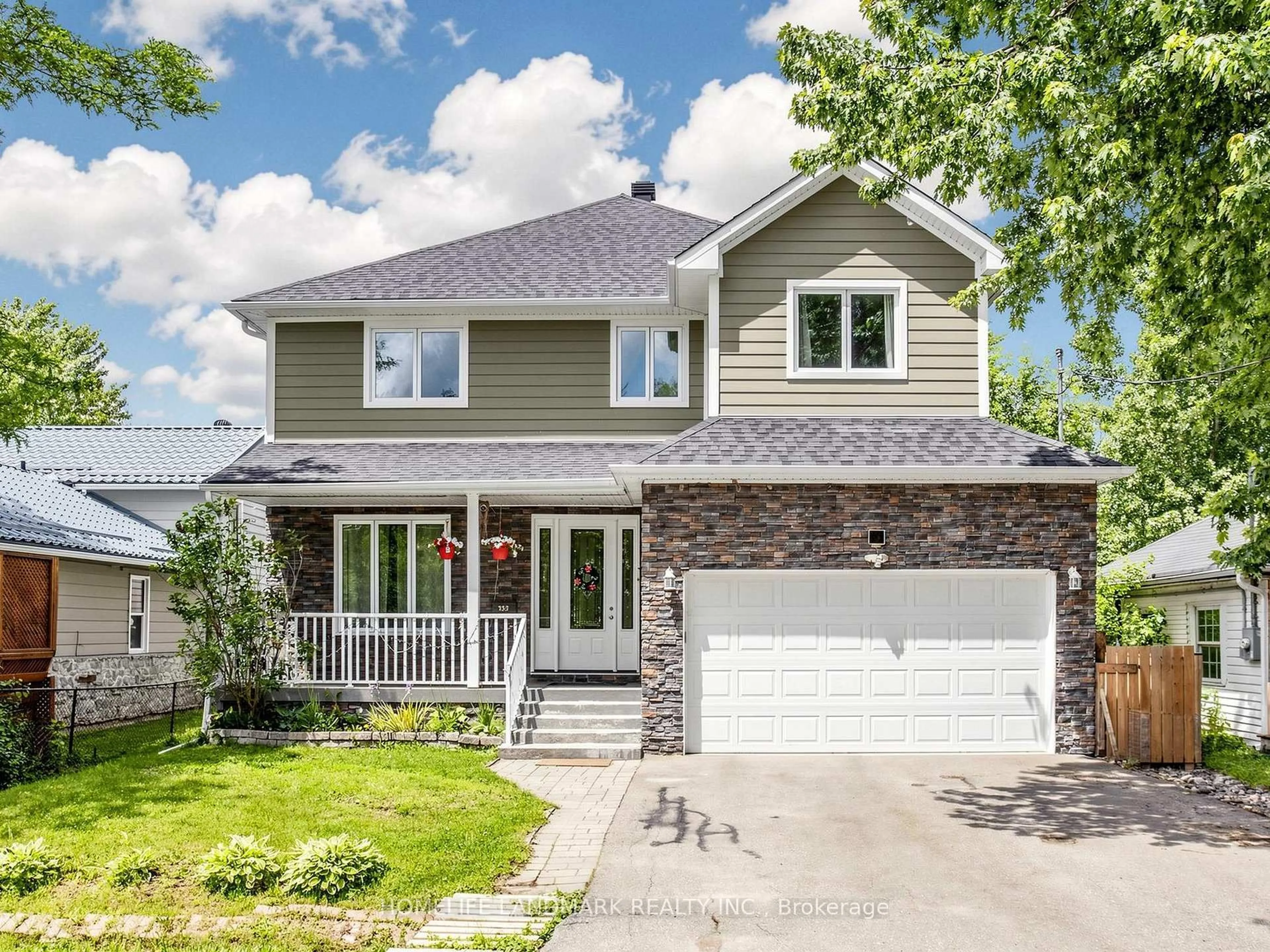 Home with brick exterior material, street for 133 Cooks Bay Dr, Georgina Ontario L4P 2M2