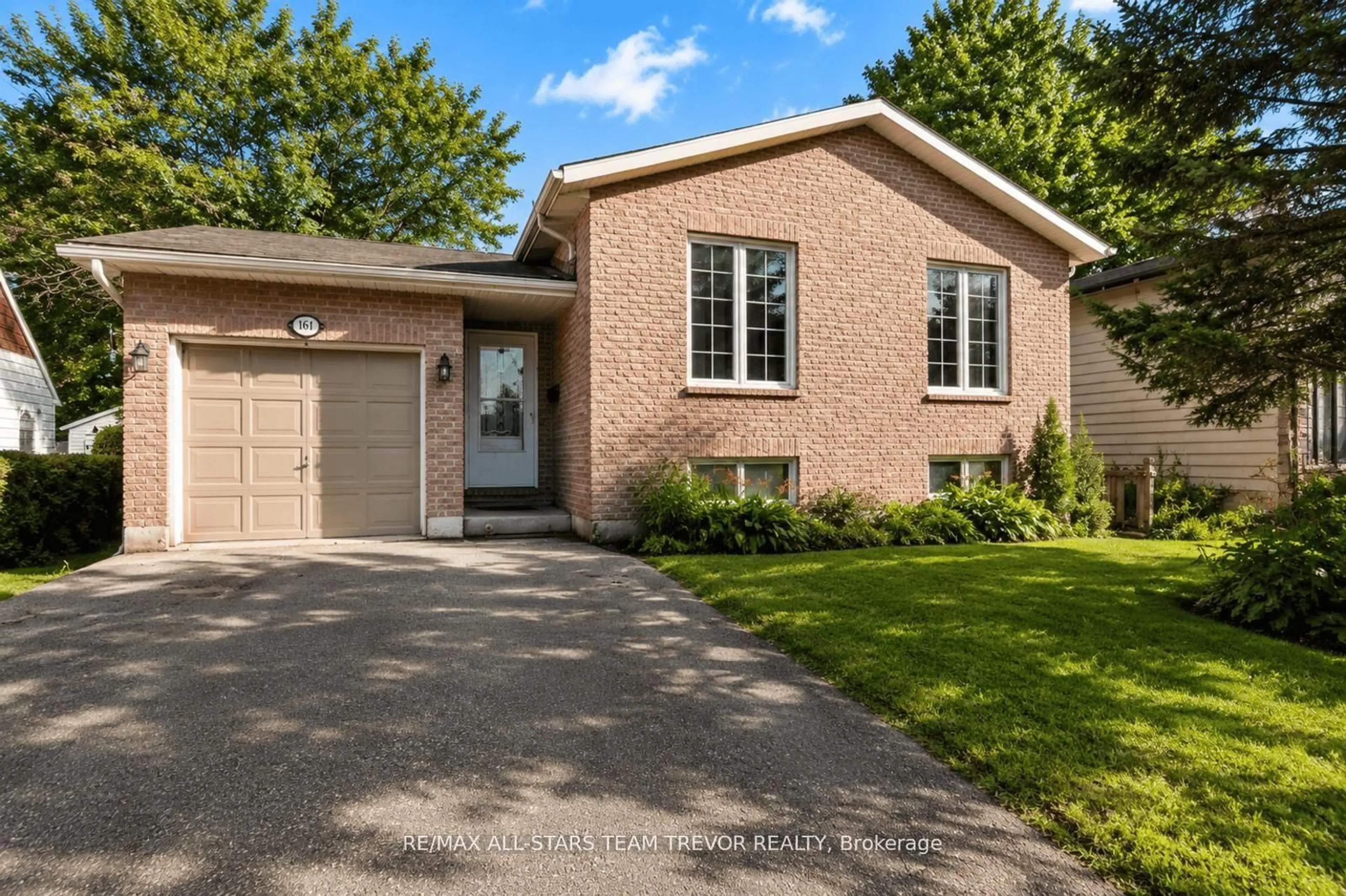 Home with brick exterior material, street for 161 Silas Blvd, Georgina Ontario L4P 2K2