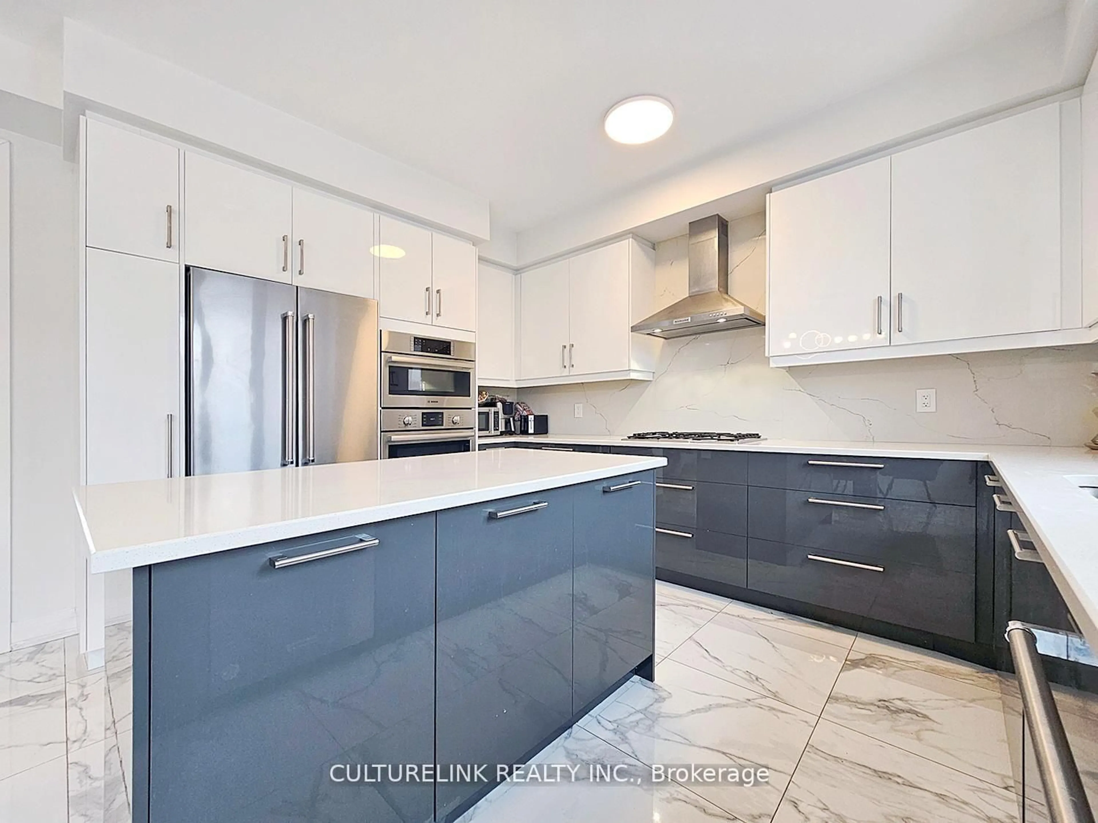 Contemporary kitchen, ceramic/tile floor for 551 New England Crt, Newmarket Ontario L3X 0M5