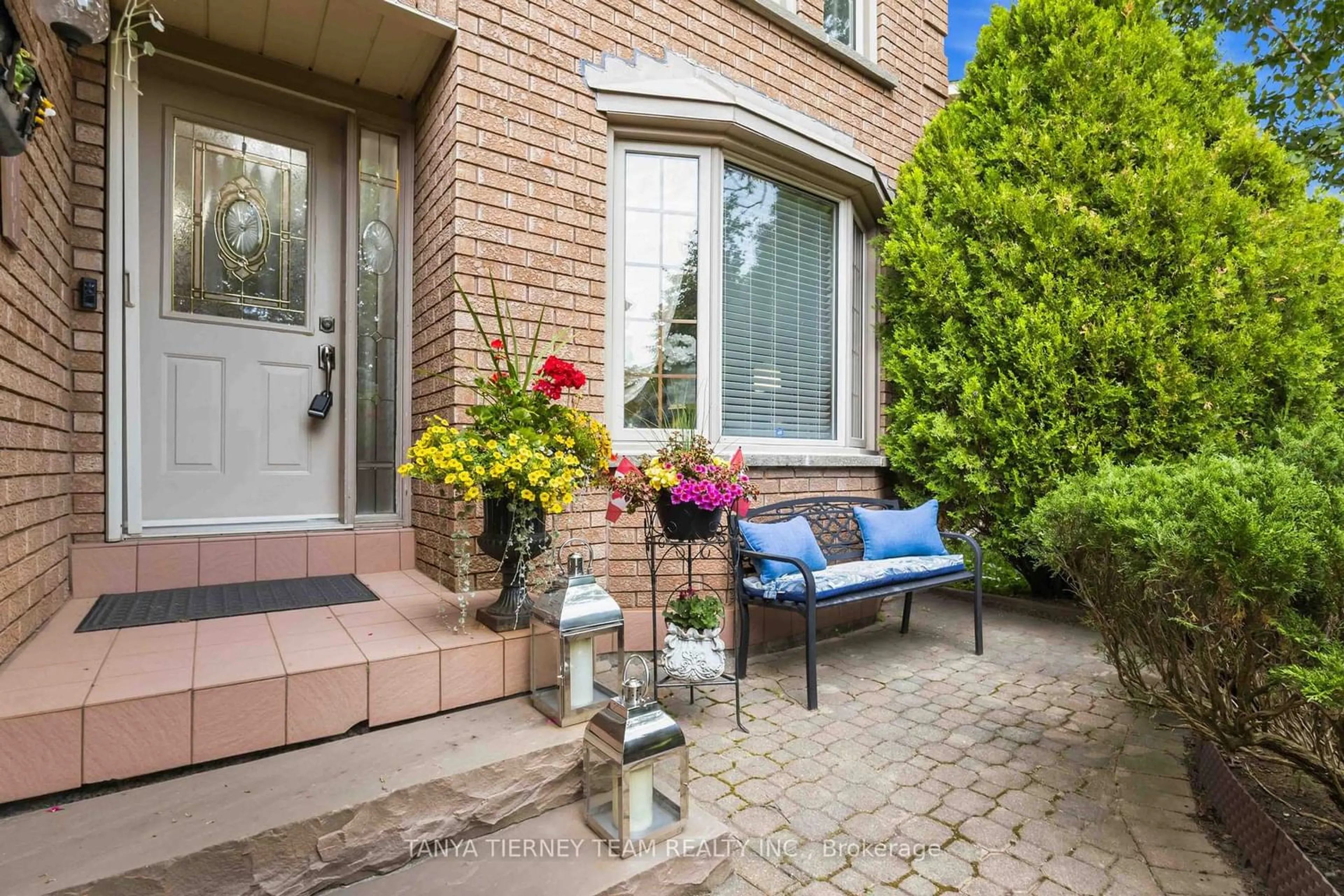 Unknown for 60 Cairns Dr, Markham Ontario L3P 6J2