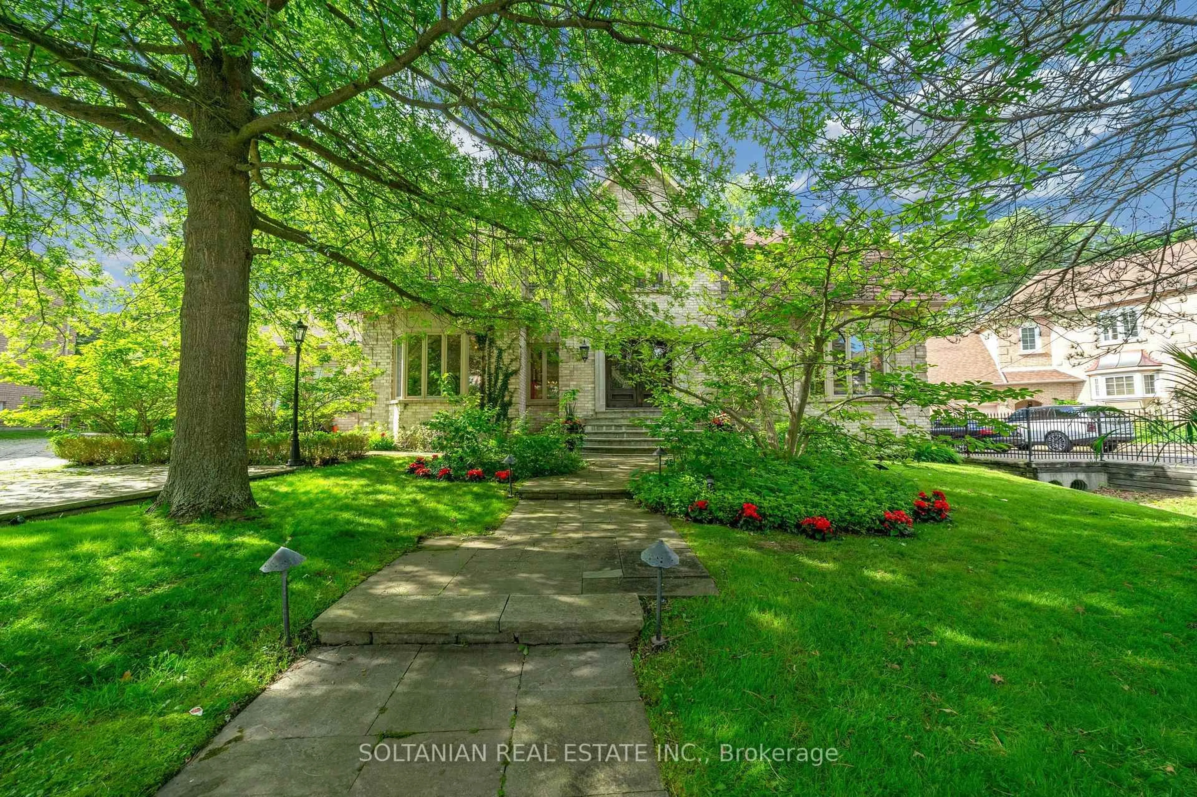 Unknown for 6 Fairfield Pl, Markham Ontario L3T 7M7