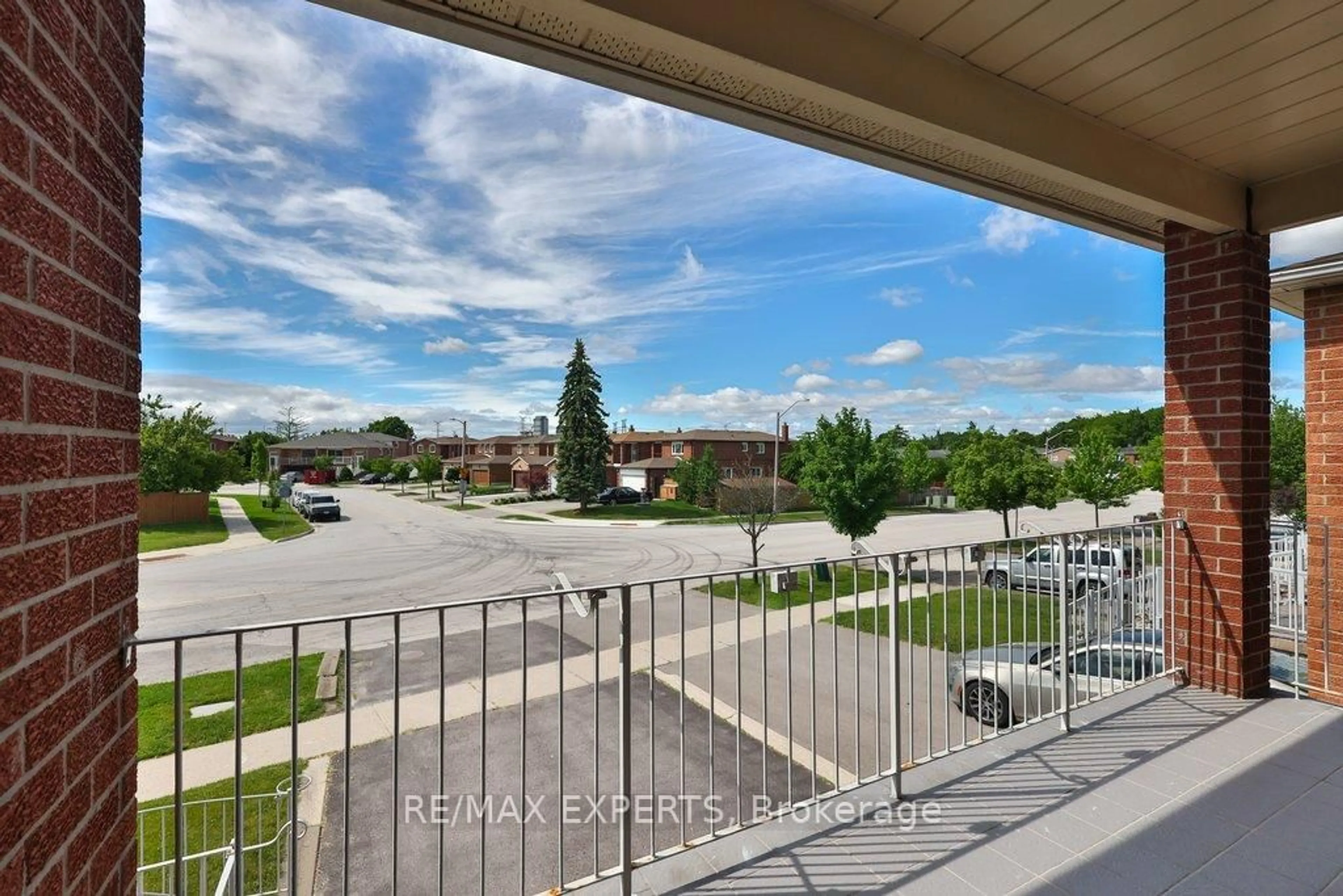 Balcony in the apartment, city buildings view from balcony for 50 Pine York Ave, Vaughan Ontario L4L 3H9