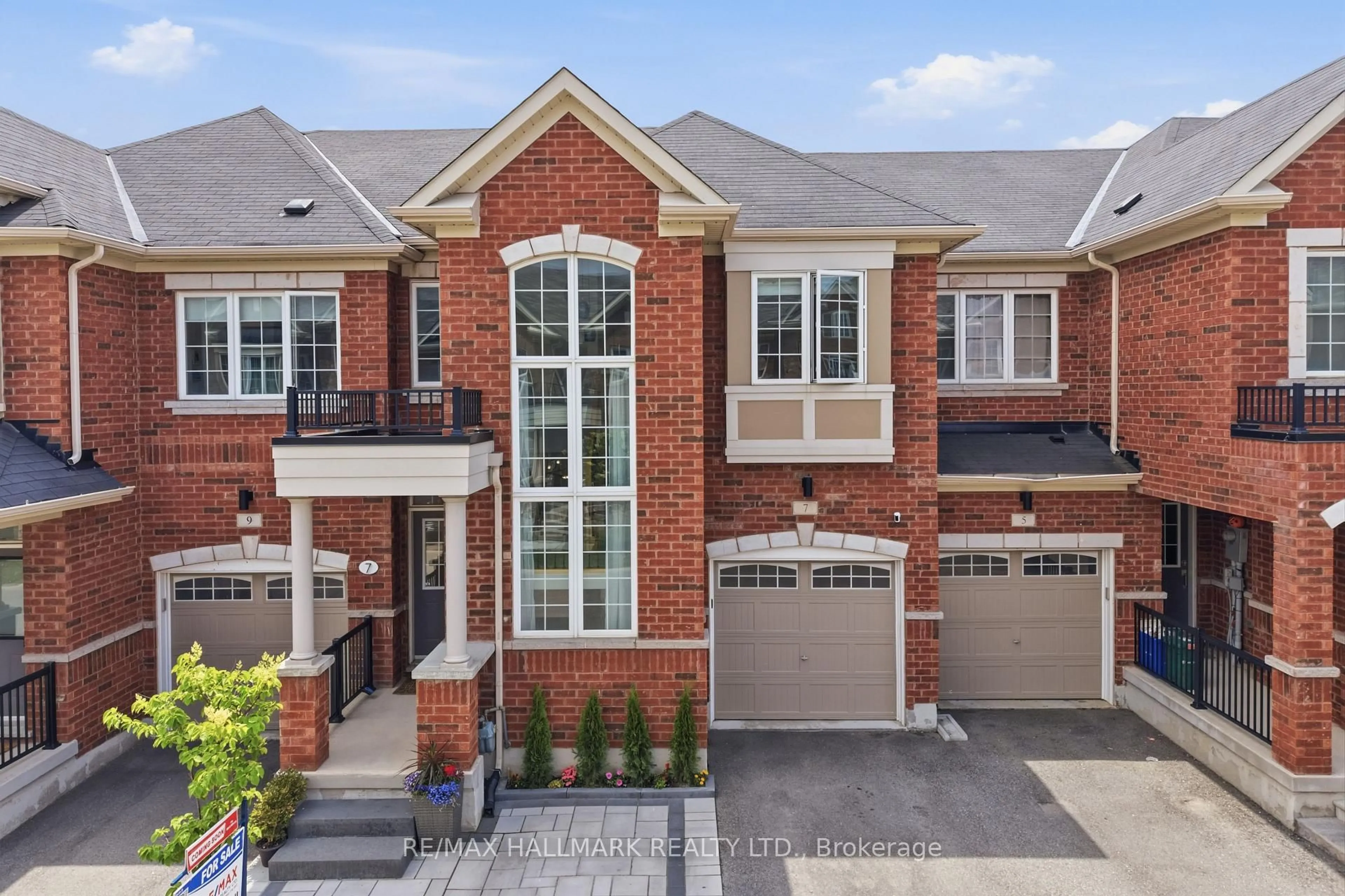 Home with brick exterior material, street for 7 Harcourt St, Vaughan Ontario L6A 4Y4