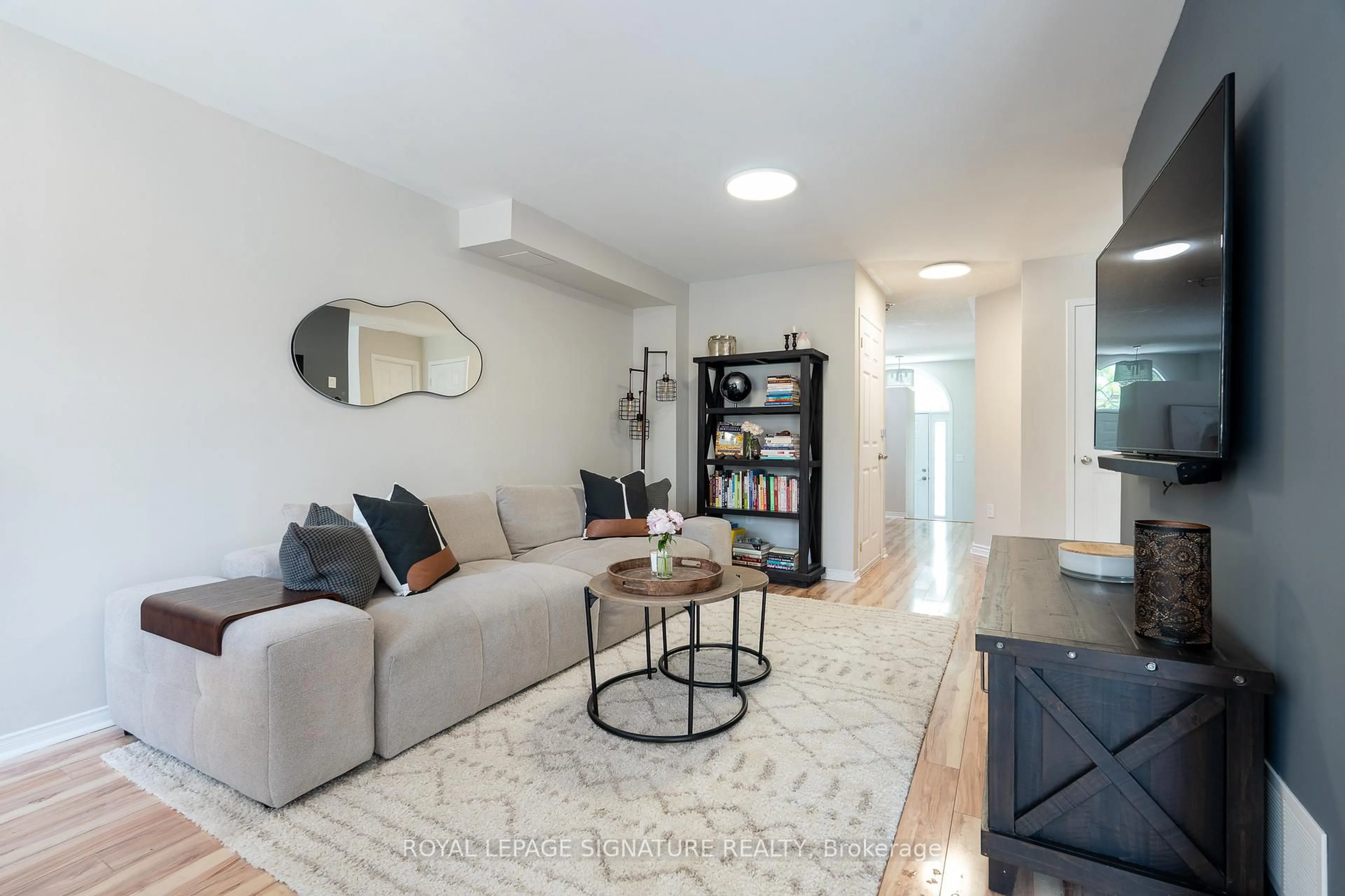 Living room with furniture, unknown for 116 Clearmeadow Blvd, Newmarket Ontario L3X 2M5