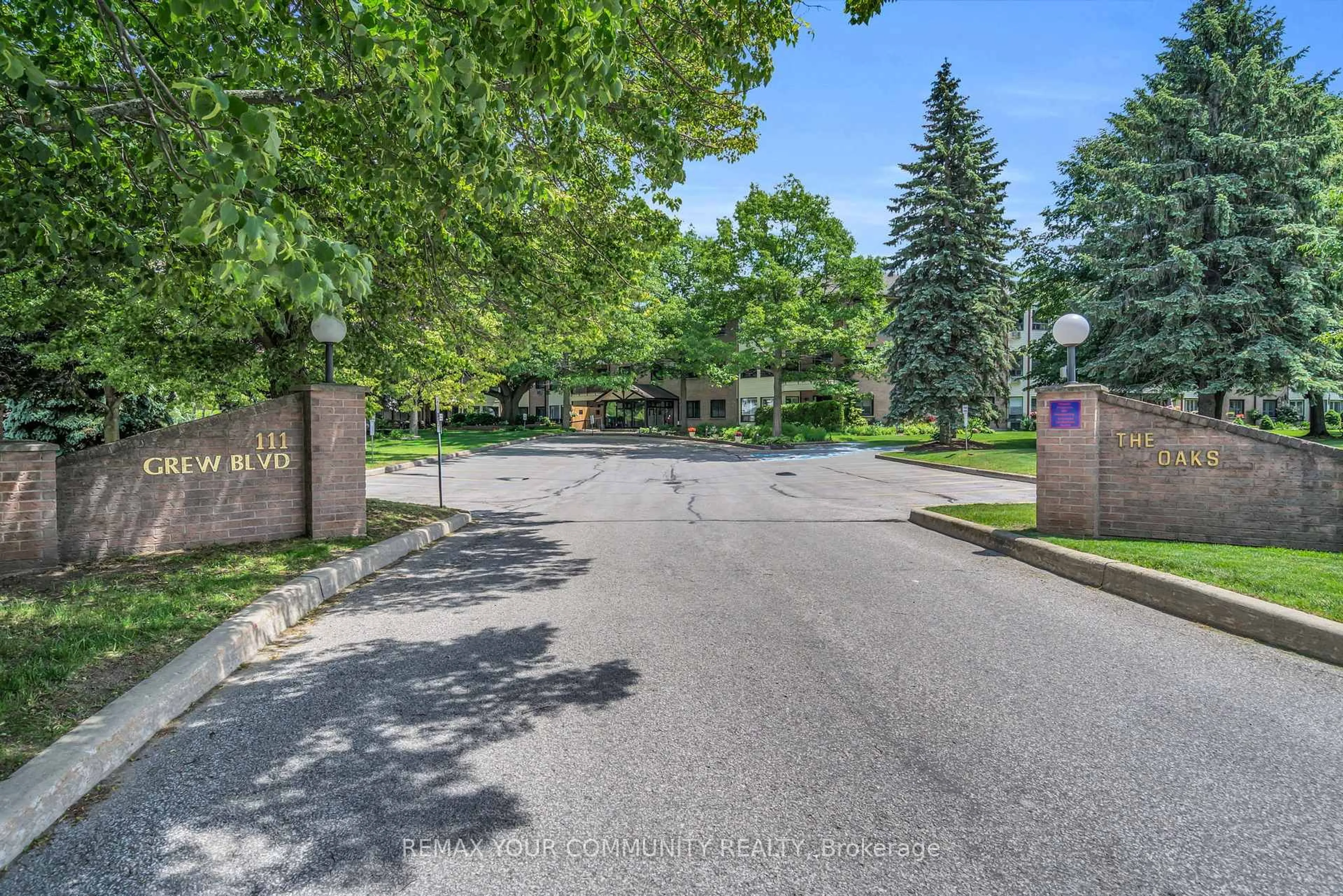 Unknown for 111 Grew Blvd #210, Georgina Ontario L0E 1L0