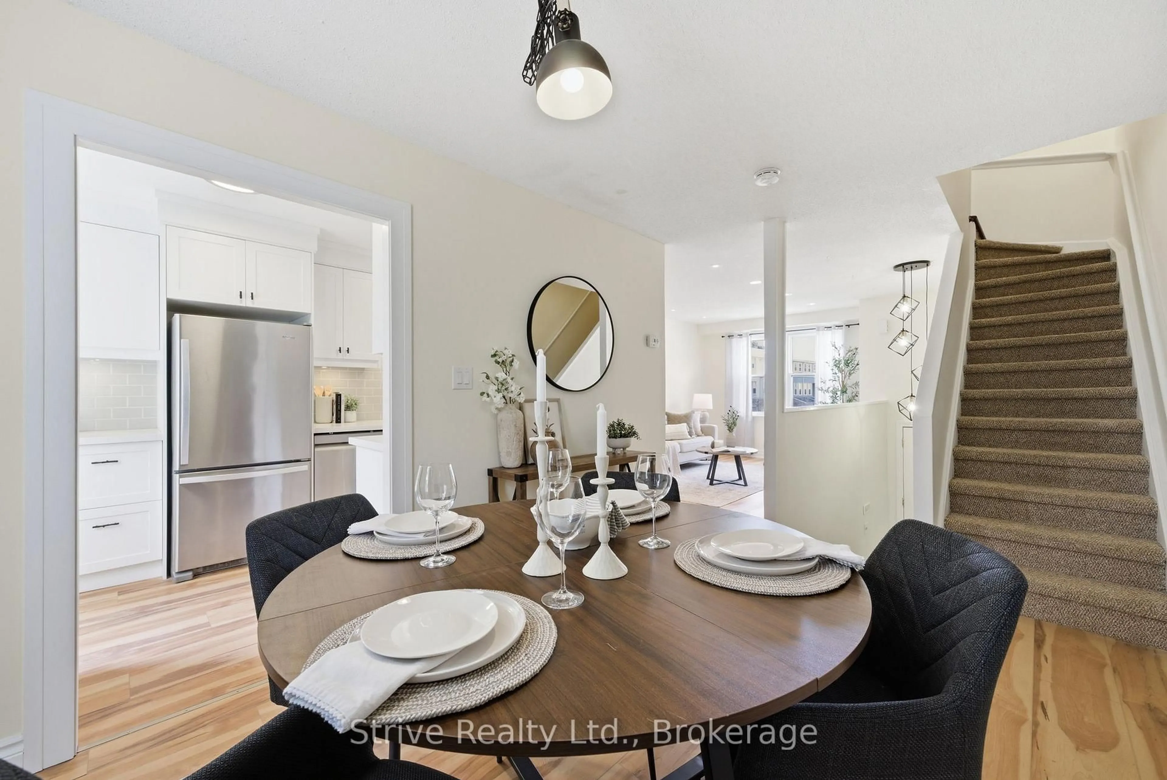 Dining room, unknown for 1718 John St #33, Markham Ontario L3T 1Y9