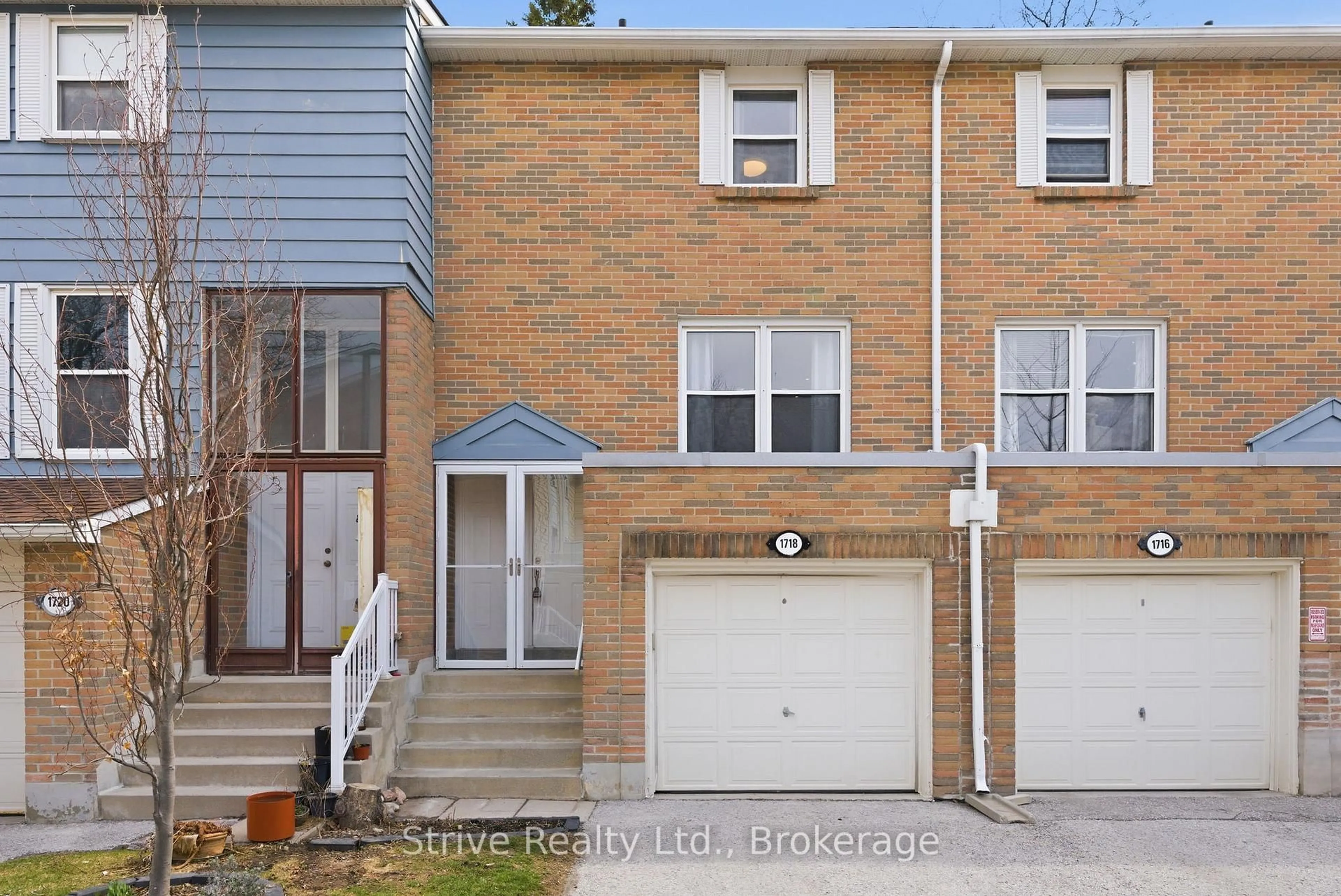 Unknown for 1718 John St #33, Markham Ontario L3T 1Y9