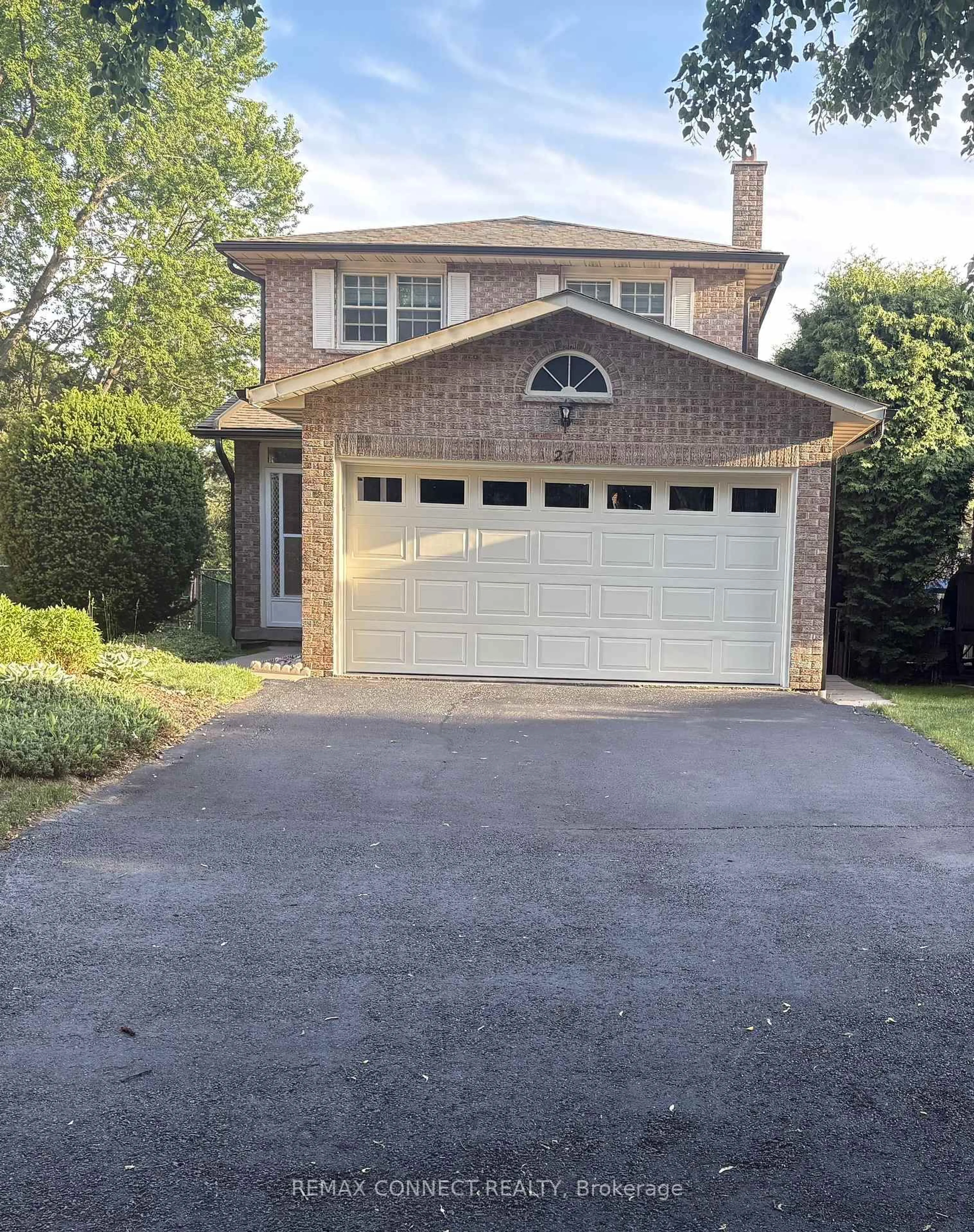Home with brick exterior material, street for 27 Radford Cres, Markham Ontario L3P 4A2