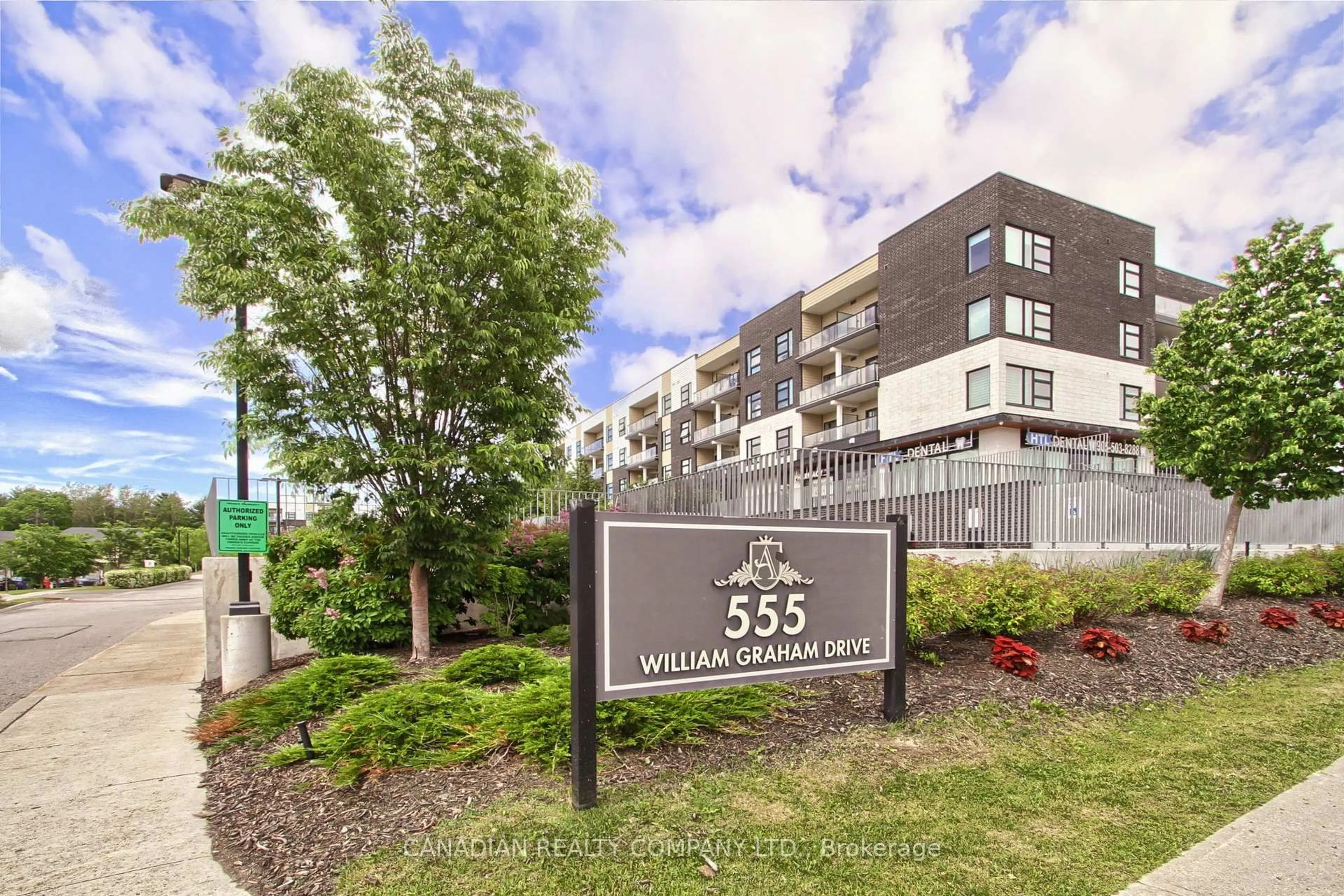 Unknown for 555 William Graham Dr #233, Aurora Ontario L4G 7C4