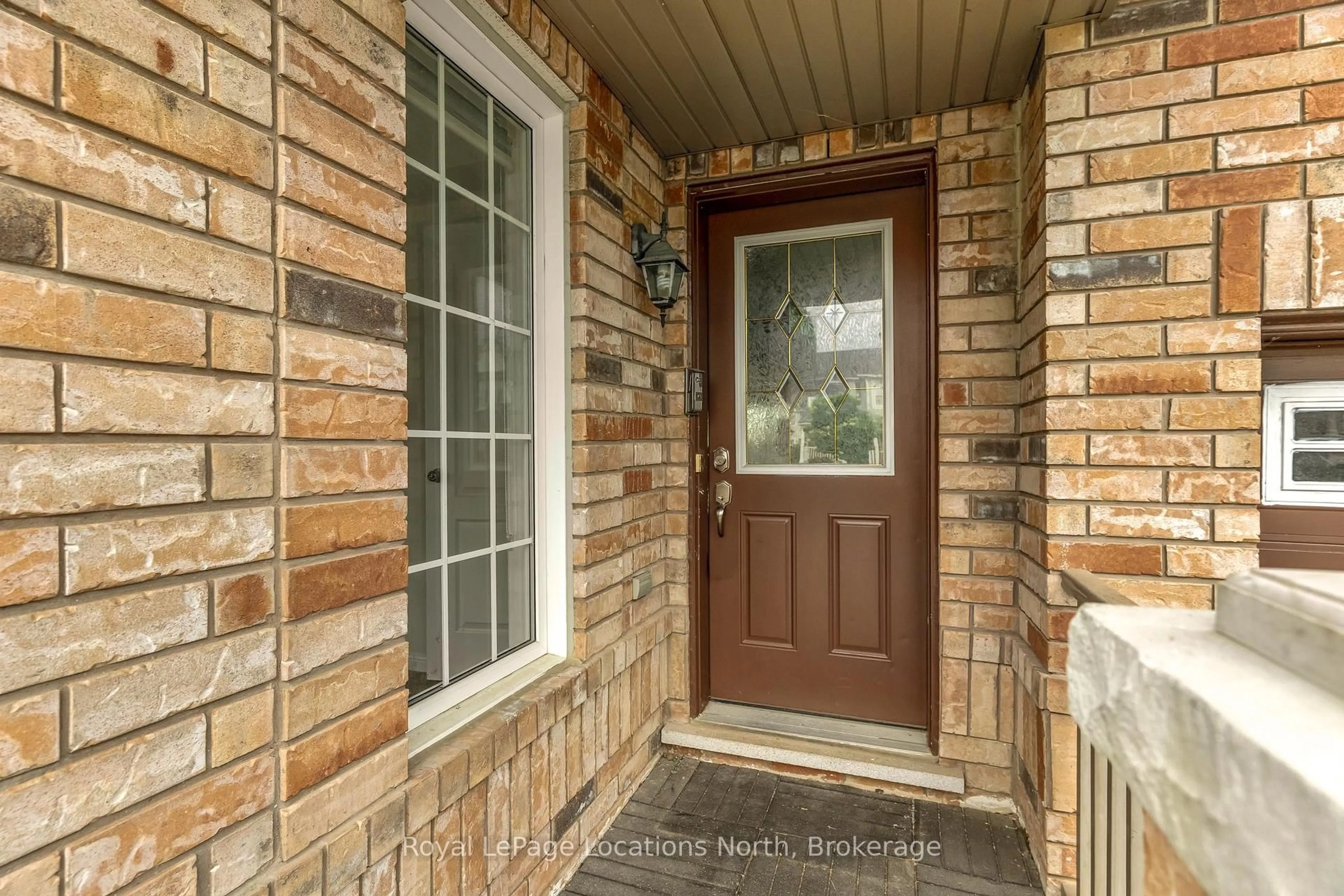 Unknown for 16 Ferris Lane, New Tecumseth Ontario L9R 0H9