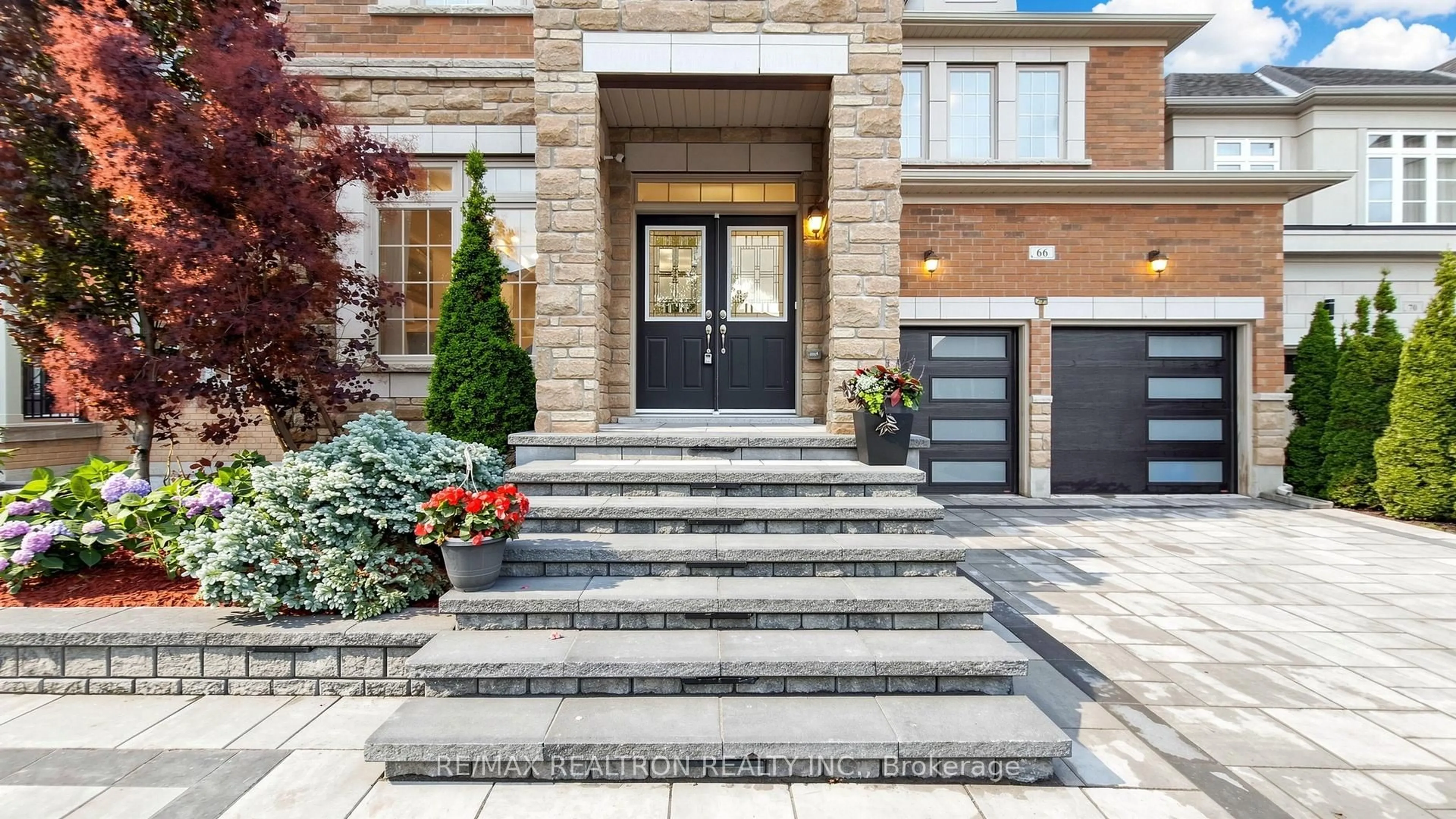 Home with brick exterior material, street for 66 Kashani Crt, Aurora Ontario L4G 0W6