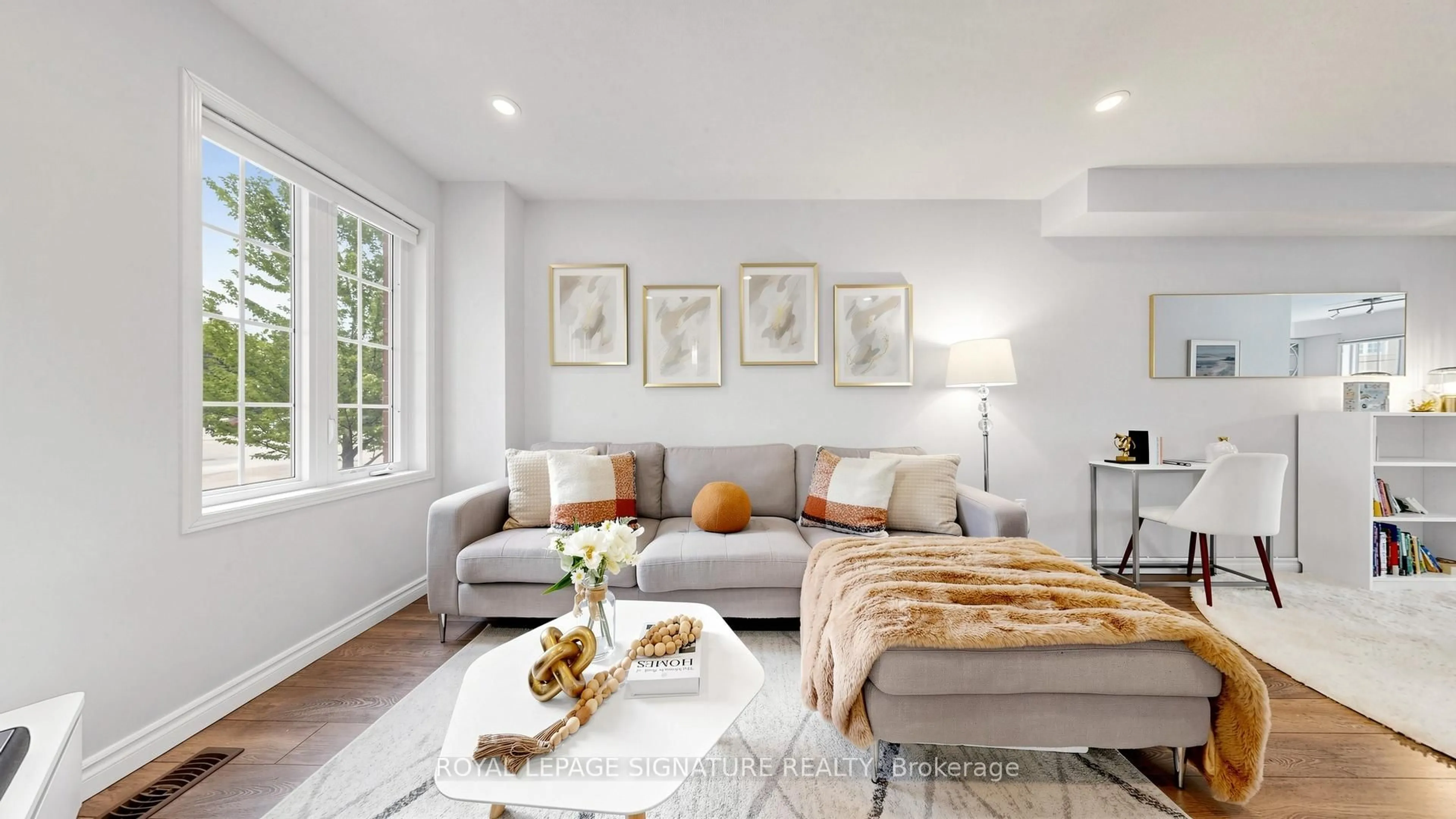 Living room with furniture, unknown for 383 White's Hill Ave, Markham Ontario L6B 0J4