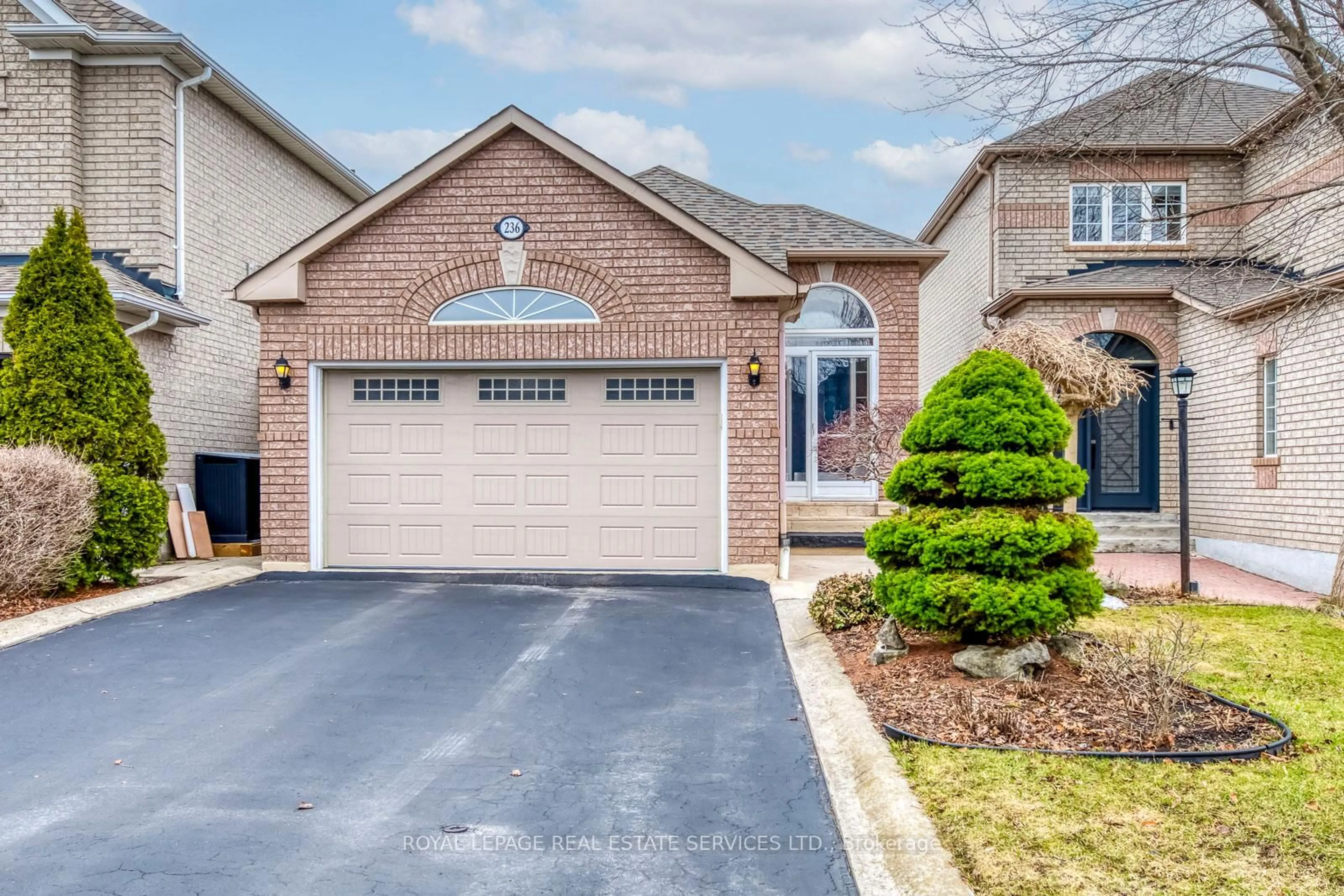 Home with brick exterior material, street for 236 Sylwood Cres, Vaughan Ontario L6A 2P9