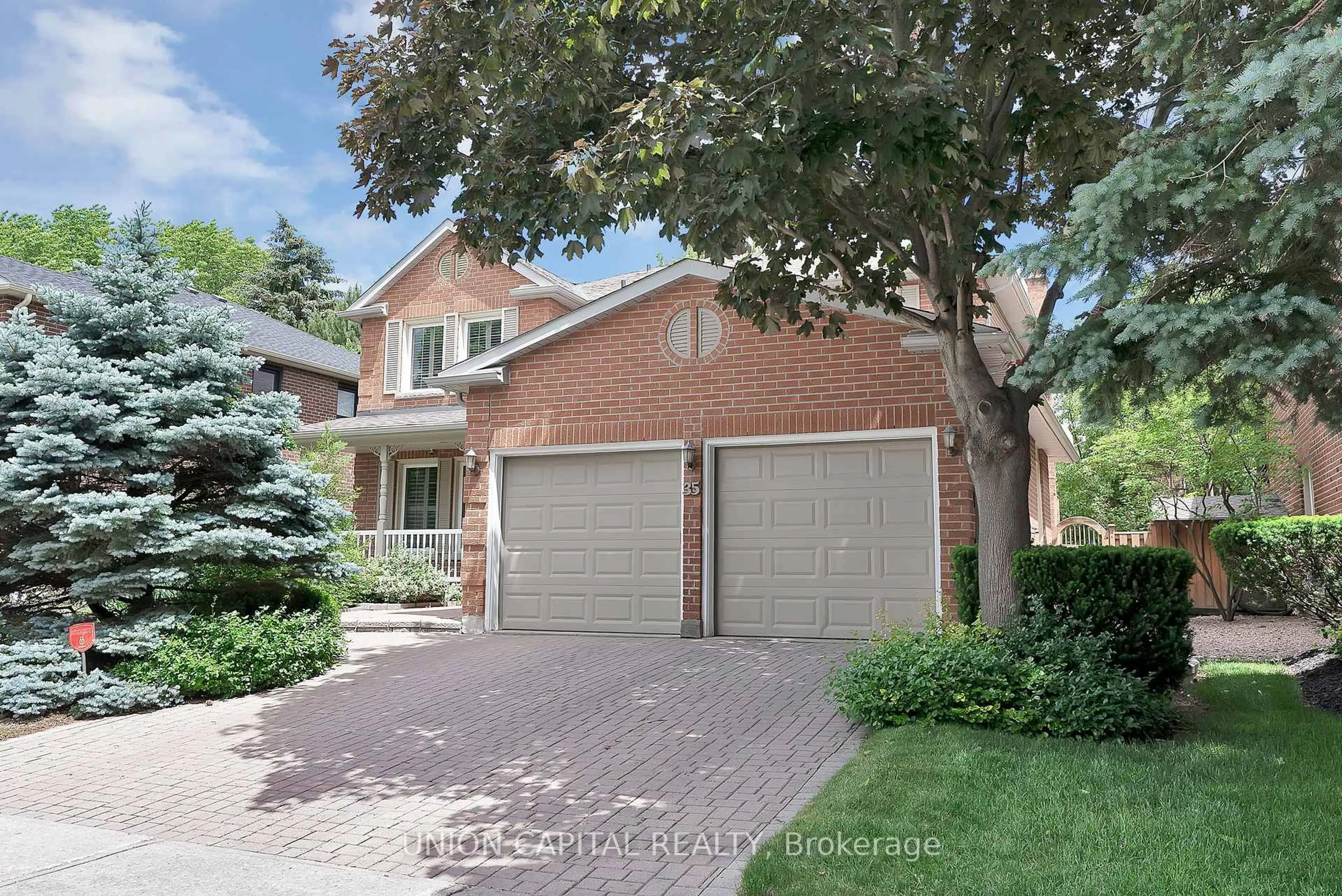 Home with brick exterior material, street for 35 Mccarty Cres, Markham Ontario L3P 4R4