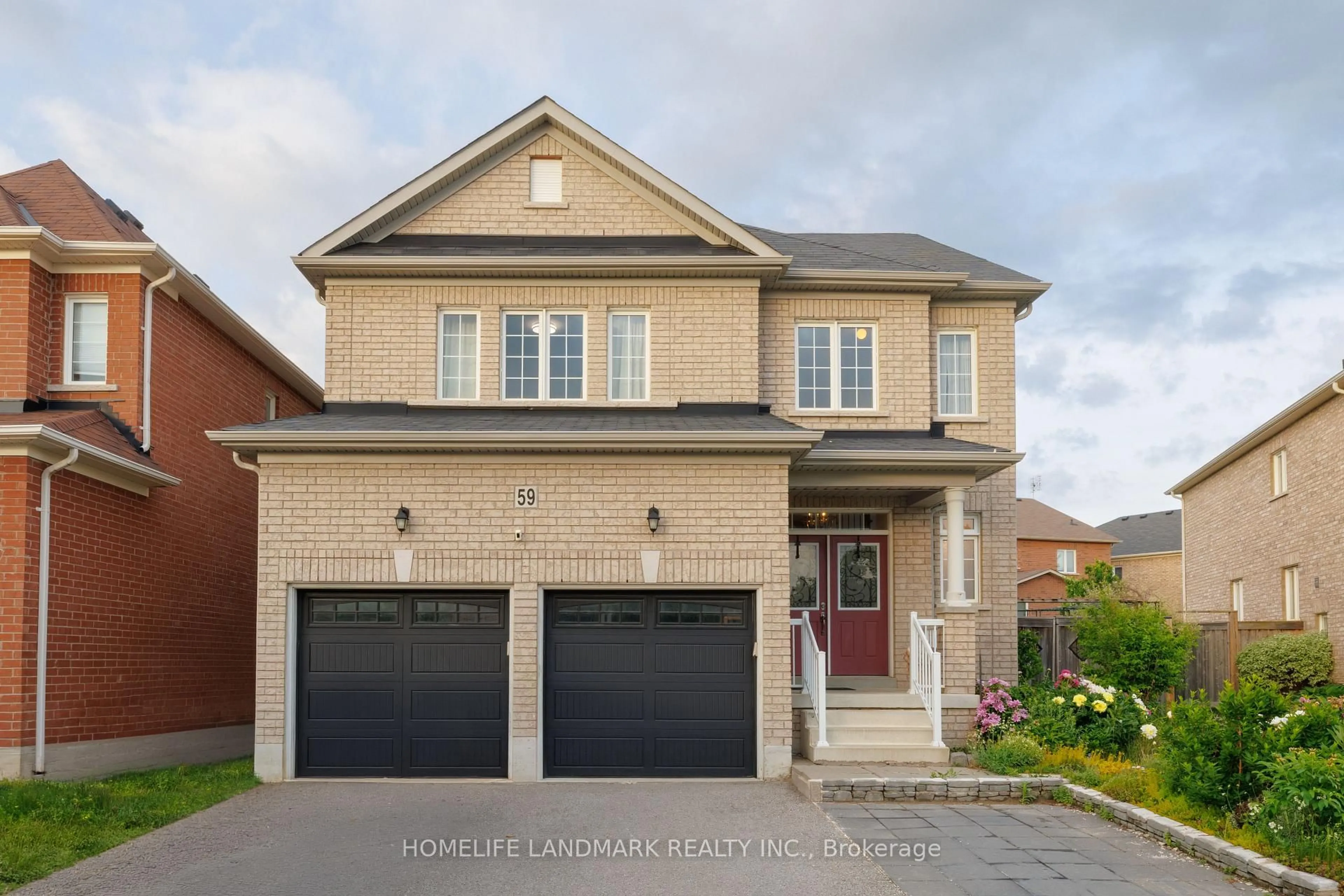 Home with brick exterior material, street for 59 Nature Way Cres, Newmarket Ontario L9N 0A7