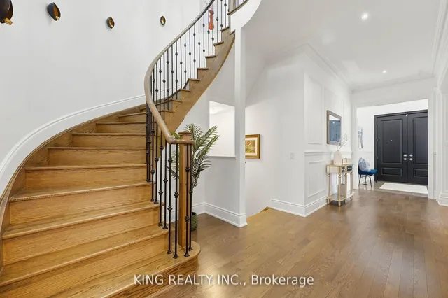 76 Chesney Cres, Vaughan 4