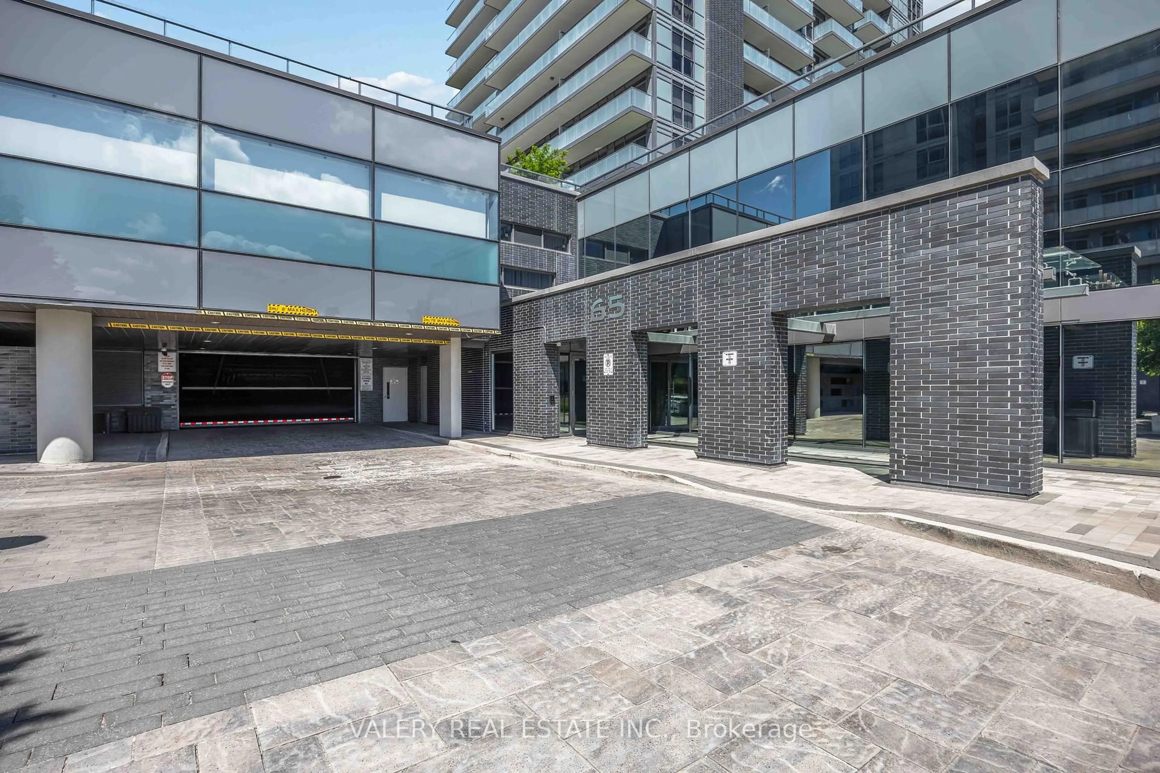 Unknown for 65 Oneida Cres #1108, Richmond Hill Ontario L4B 0G9