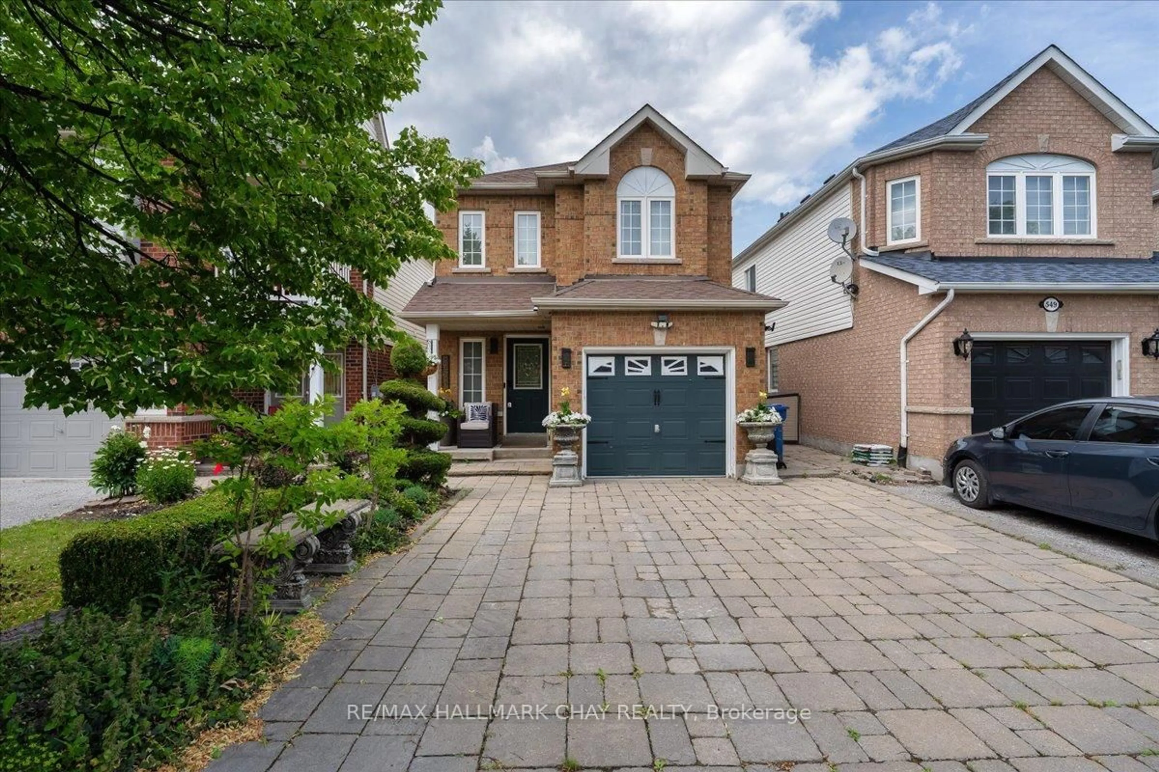 Home with brick exterior material, street for 551 Pelletier Crt, Newmarket Ontario L3X 2N5