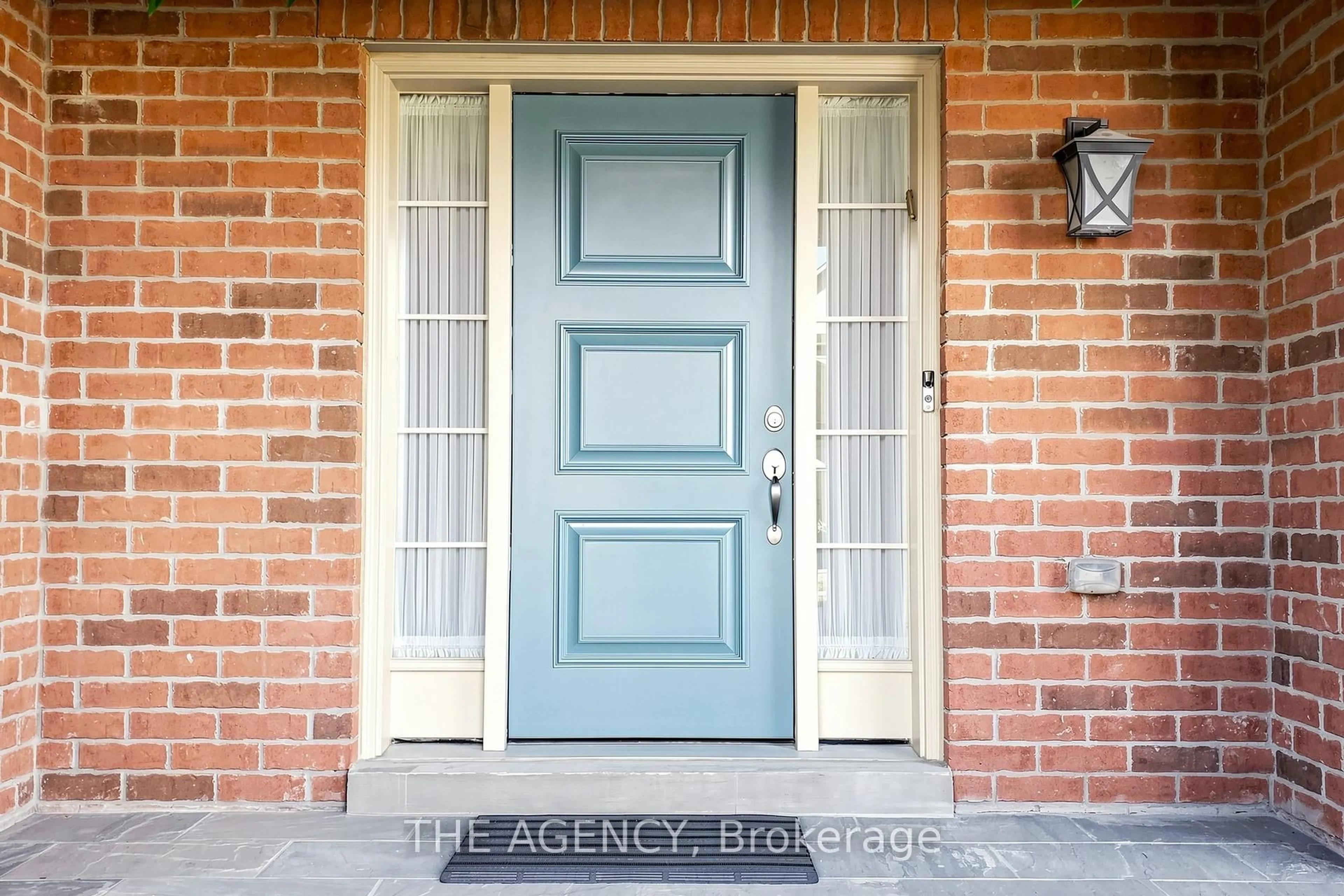 Indoor entryway for 98 Fitzmaurice Dr, Vaughan Ontario L6A 4X6