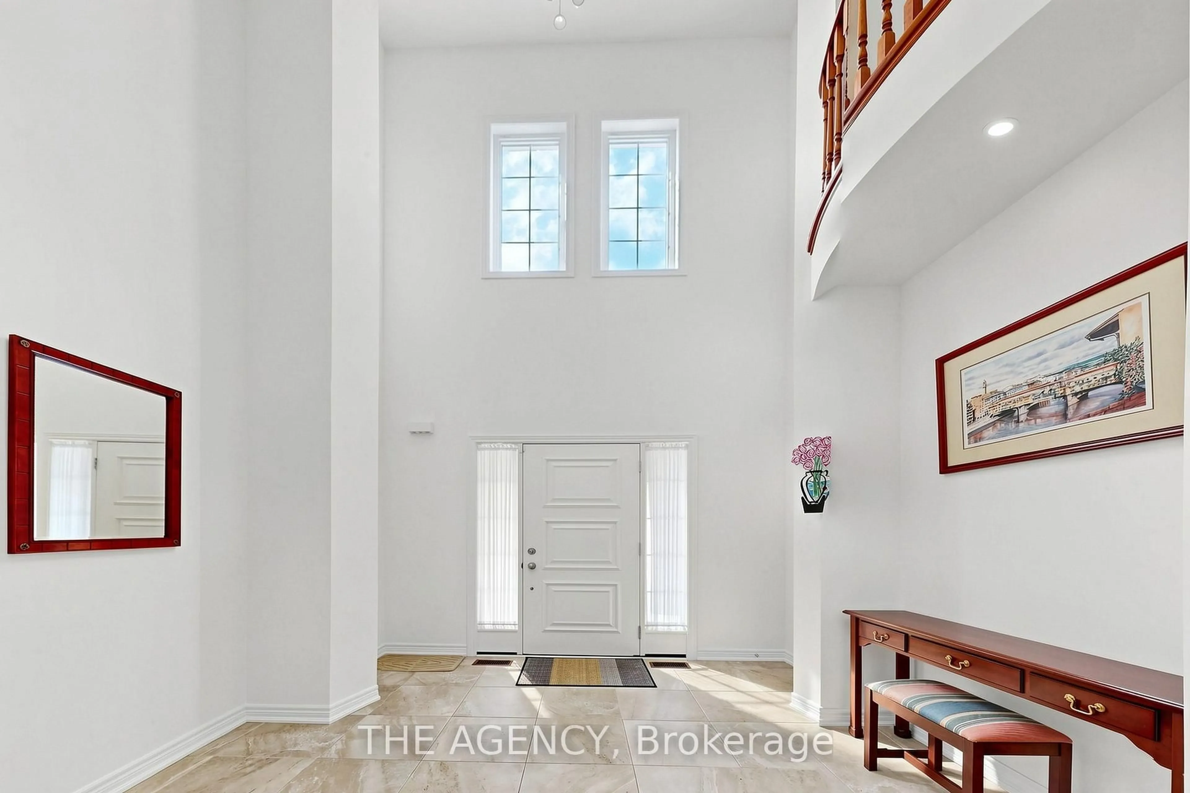 Indoor entryway for 98 Fitzmaurice Dr, Vaughan Ontario L6A 4X6