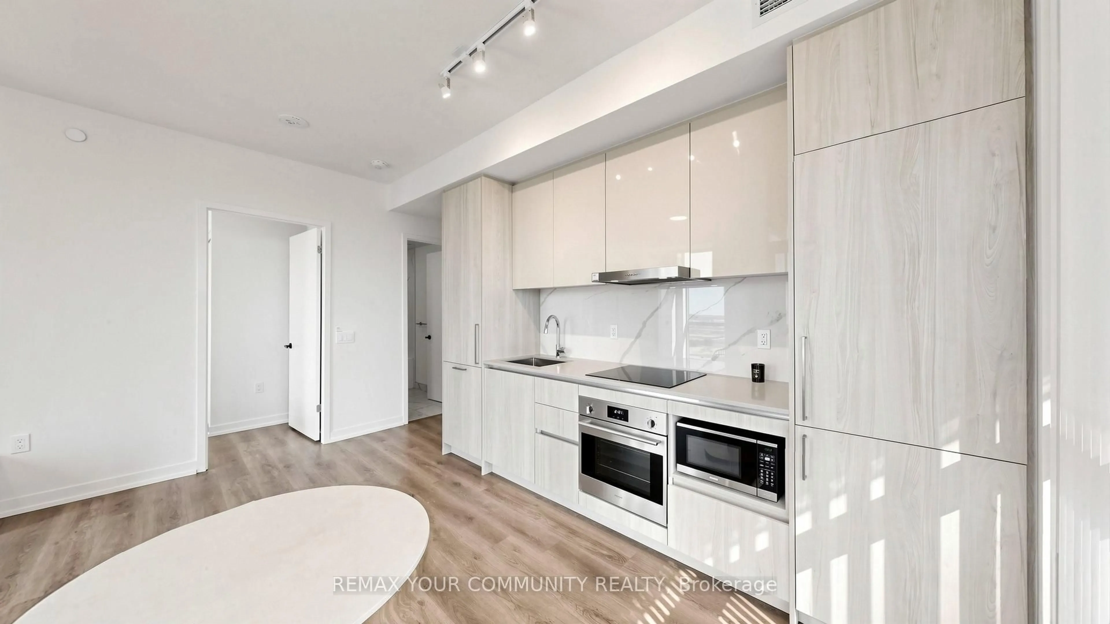 Open concept kitchen, unknown for 225 Commerce St #1702, Vaughan Ontario L4K 0R1