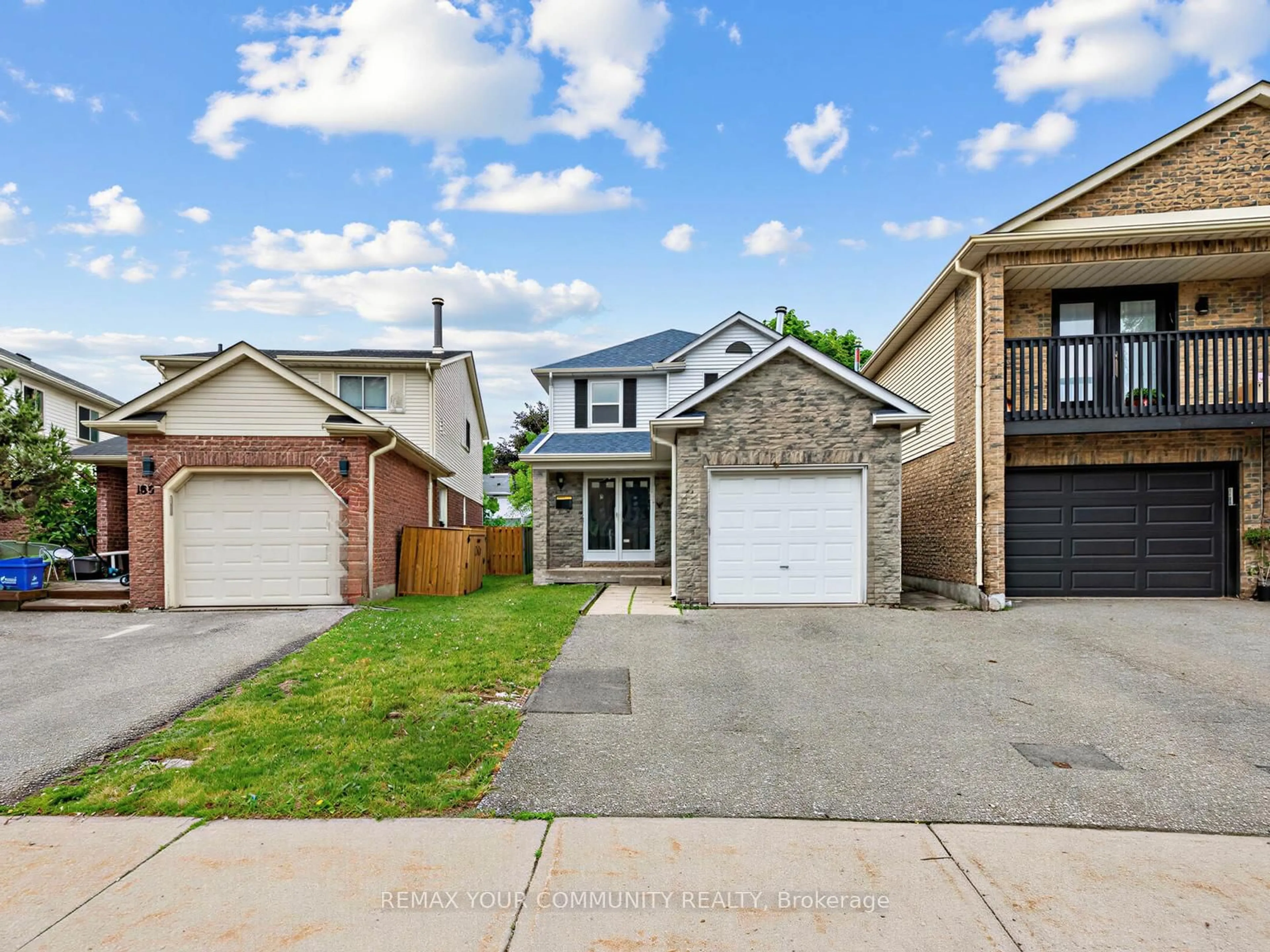 Home with brick exterior material, street for 183 Lisa Cres, Vaughan Ontario L4J 2N2