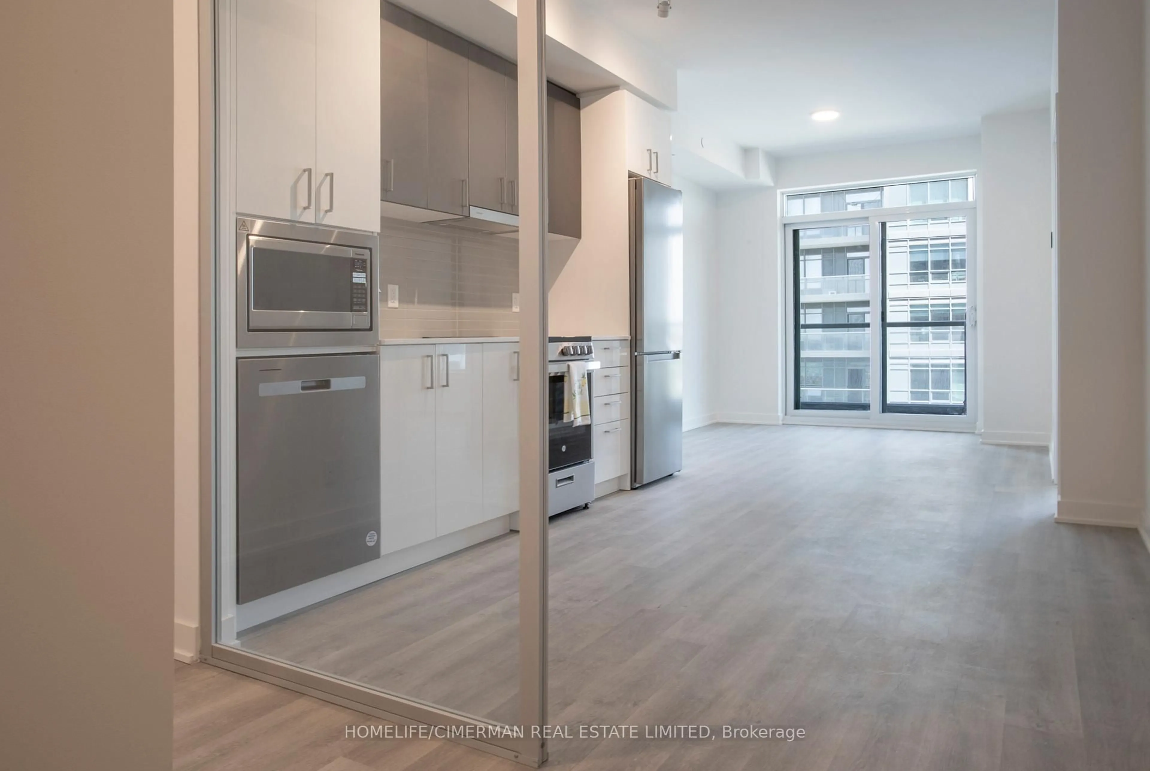 Open concept kitchen, unknown for 30 Upper Mall Way #Suite A - 2008, Vaughan Ontario L4J 0L7