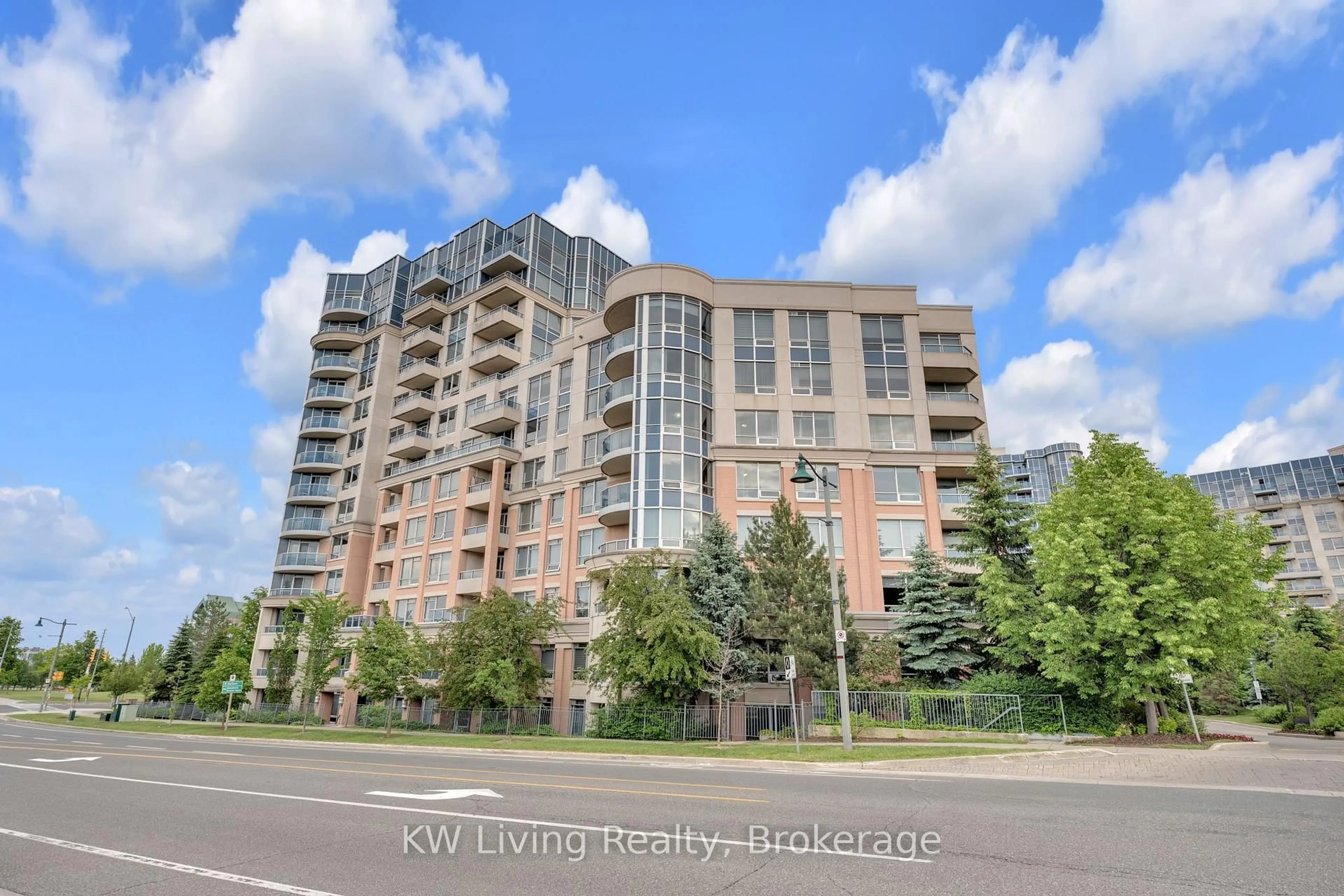Unknown for 33 Cox Blvd #1232, Markham Ontario L3R 8A6
