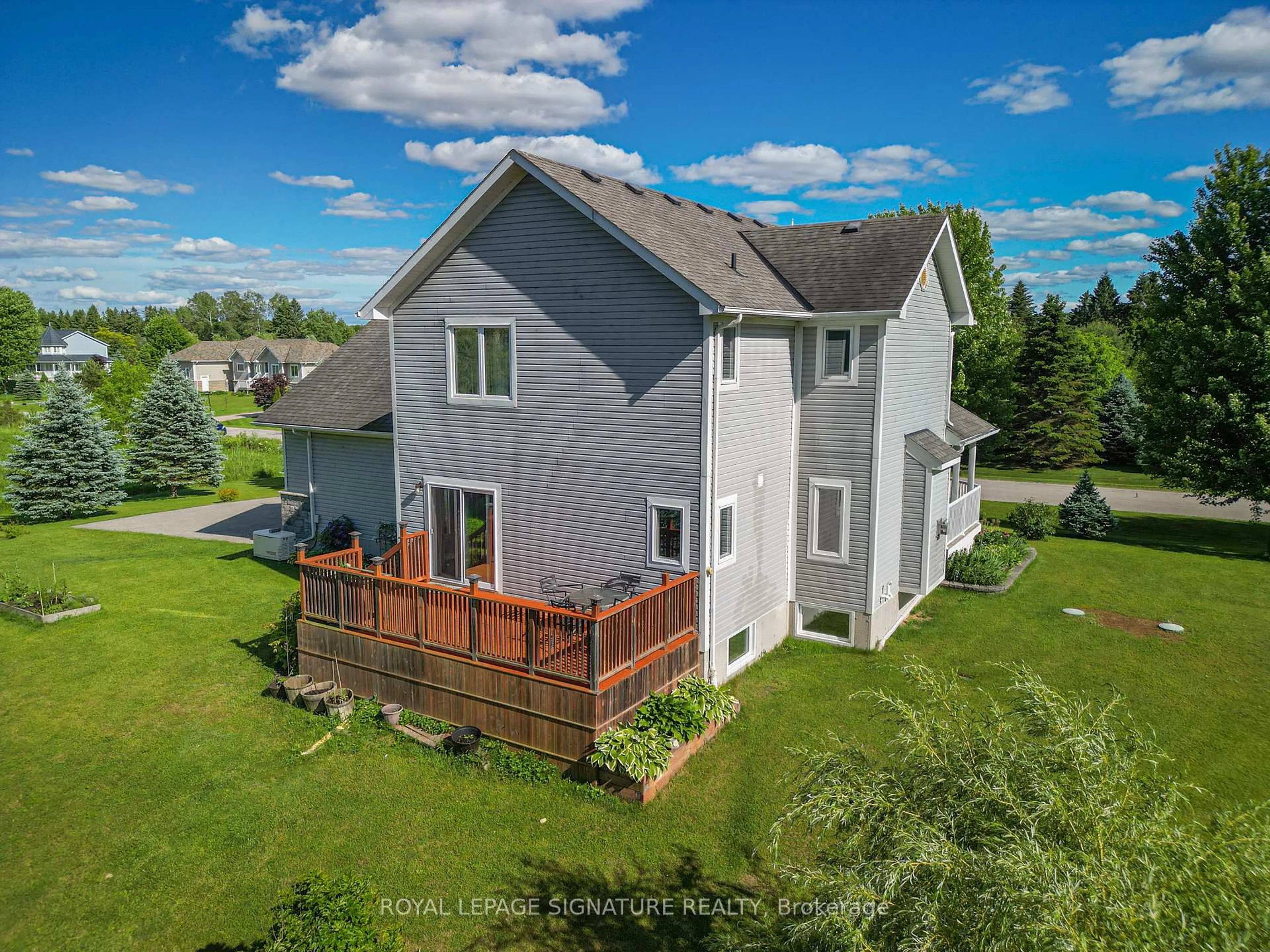 A pic from outside/outdoor area/front of a property/back of a property/a pic from drone, unknown for 65 Cindy Lane, Adjala-Tosorontio Ontario L0M 1M0