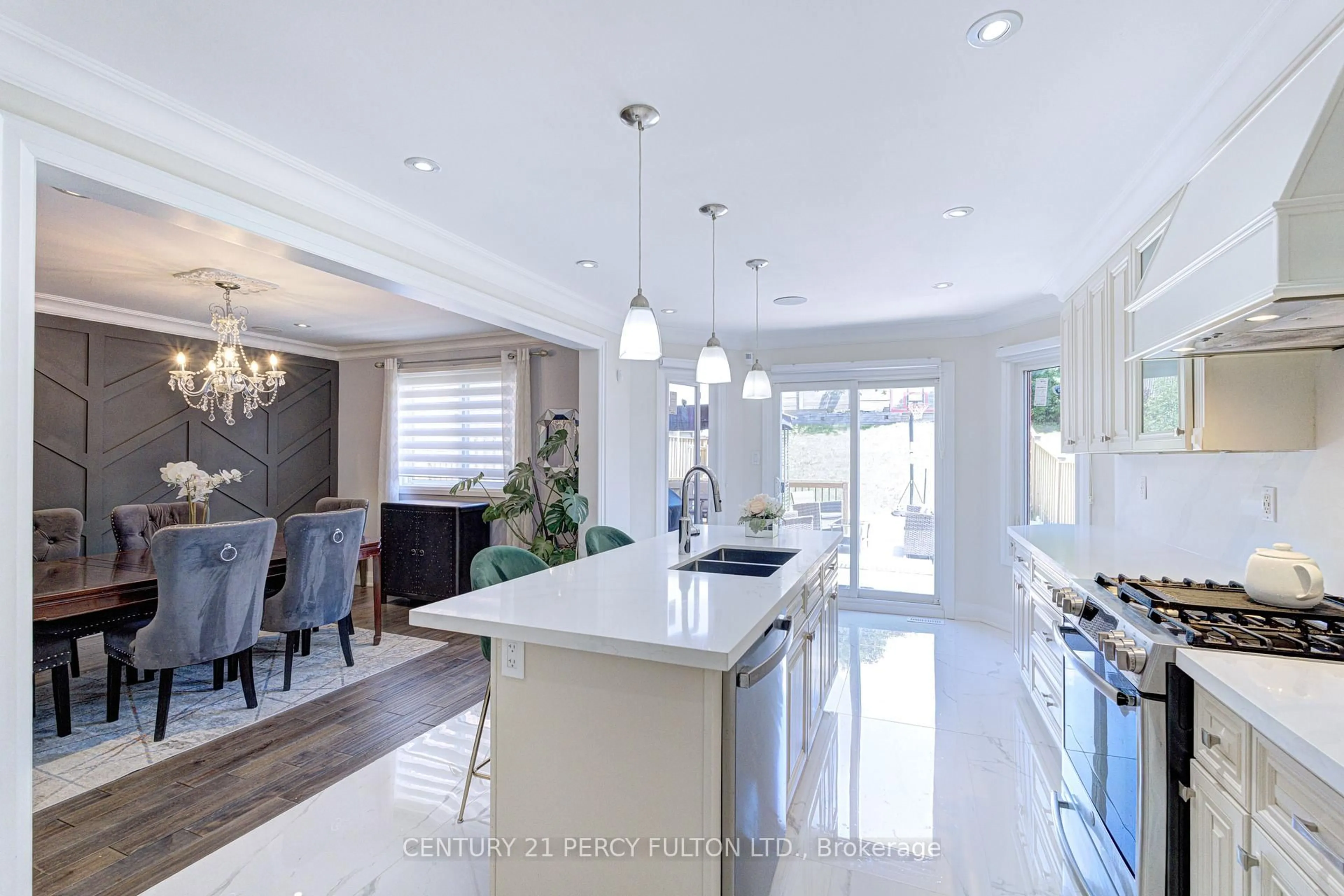 Contemporary kitchen, ceramic/tile floor for 109 Woodcroft Lane, Vaughan Ontario L4L 6T2