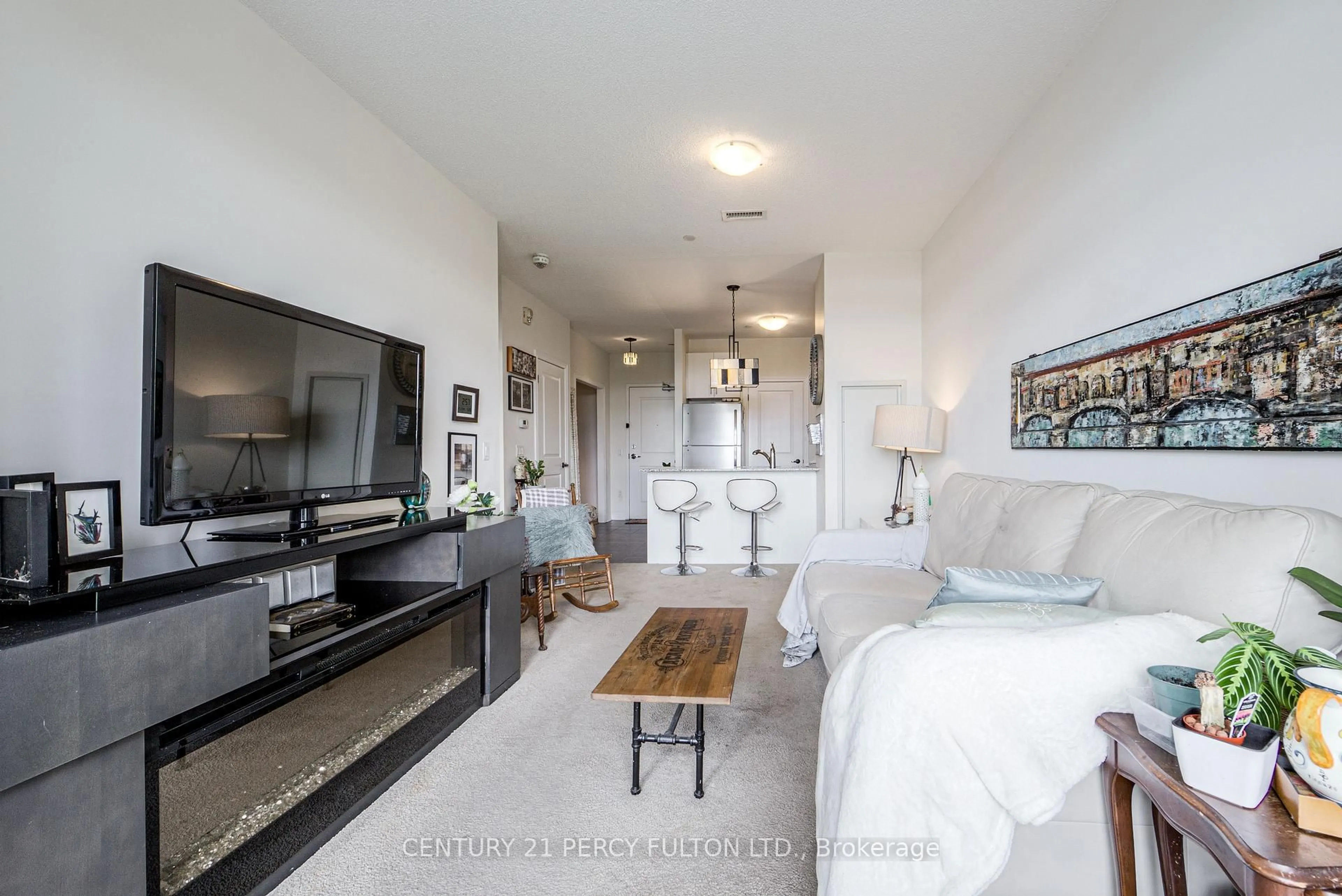 Living room with furniture, unknown for 7768 Kennedy Rd #8, Markham Ontario L3R 5K1