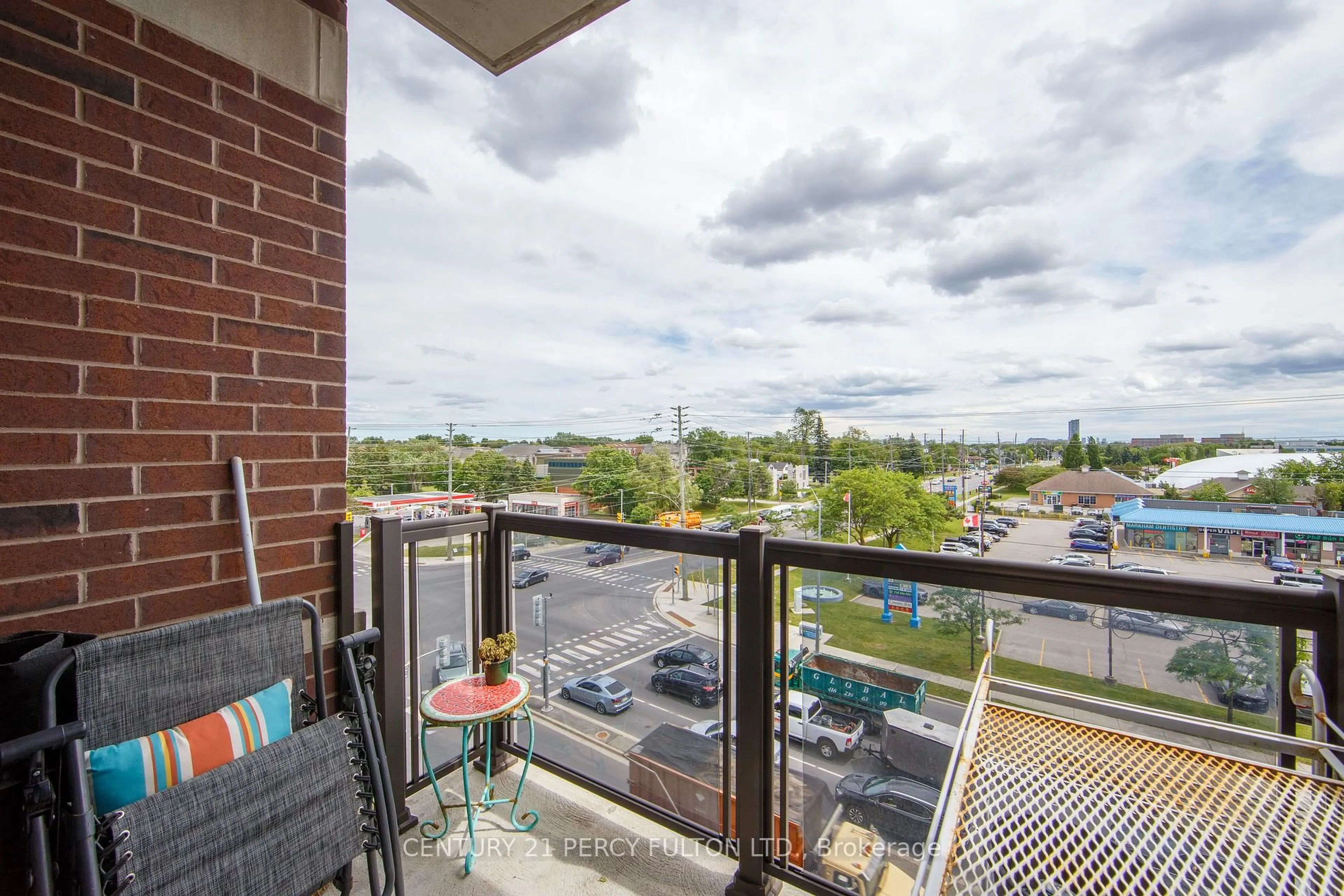 Patio, city buildings view from balcony for 7768 Kennedy Rd #8, Markham Ontario L3R 5K1
