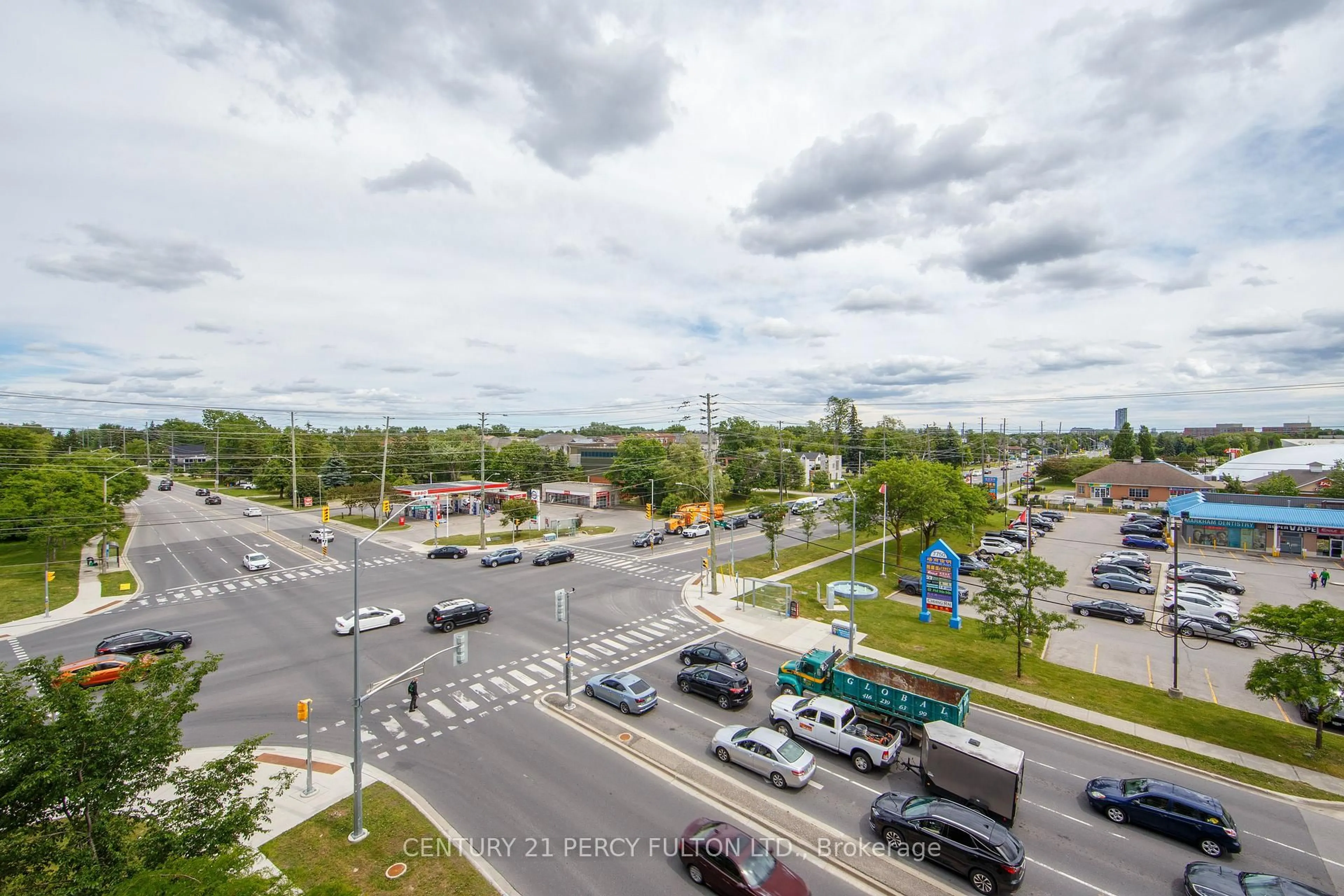 A pic from outside/outdoor area/front of a property/back of a property/a pic from drone, street for 7768 Kennedy Rd #8, Markham Ontario L3R 5K1