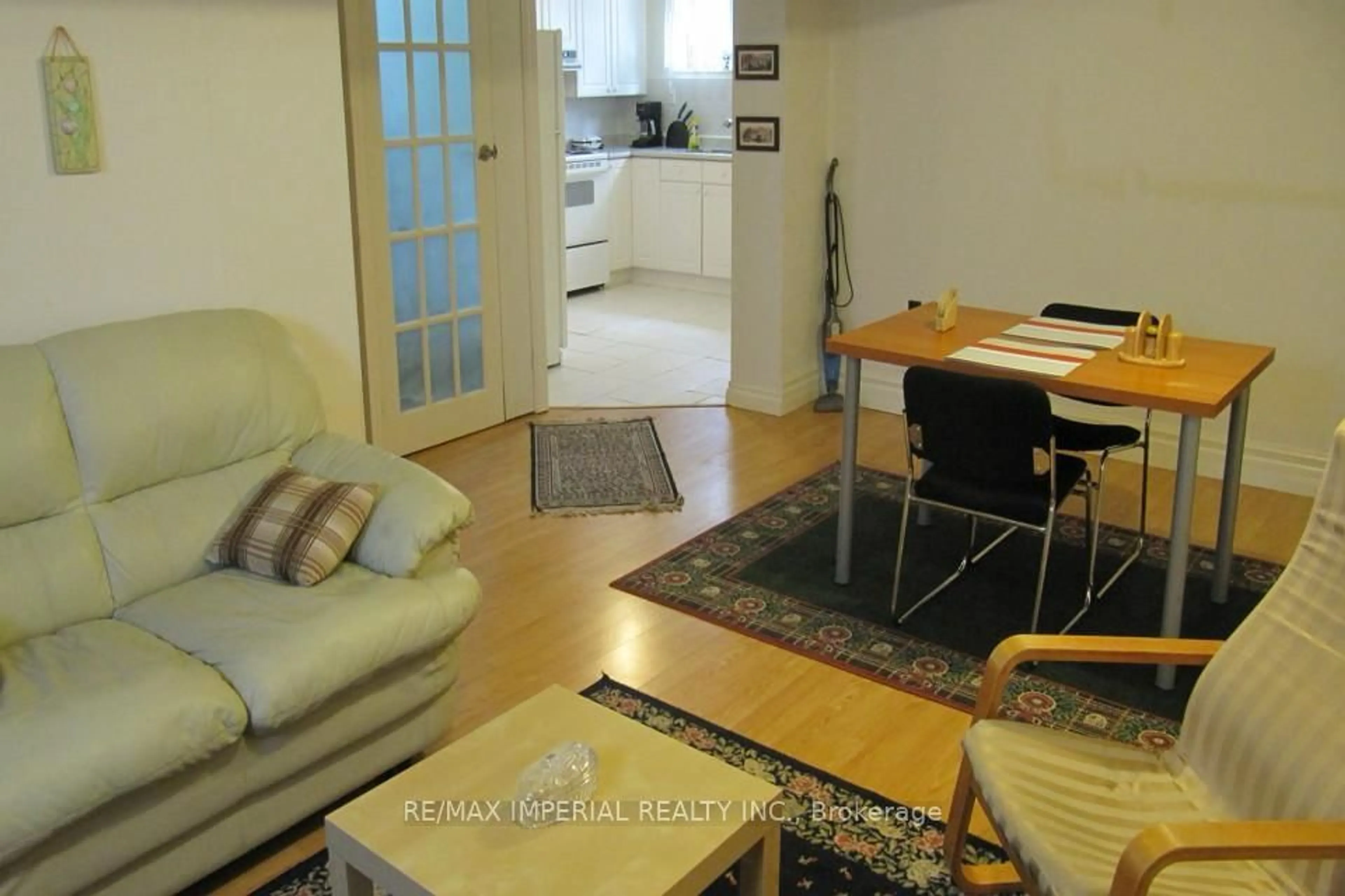 Living room with furniture, unknown for 53 Grandview Ave, Markham Ontario L3T 1H1