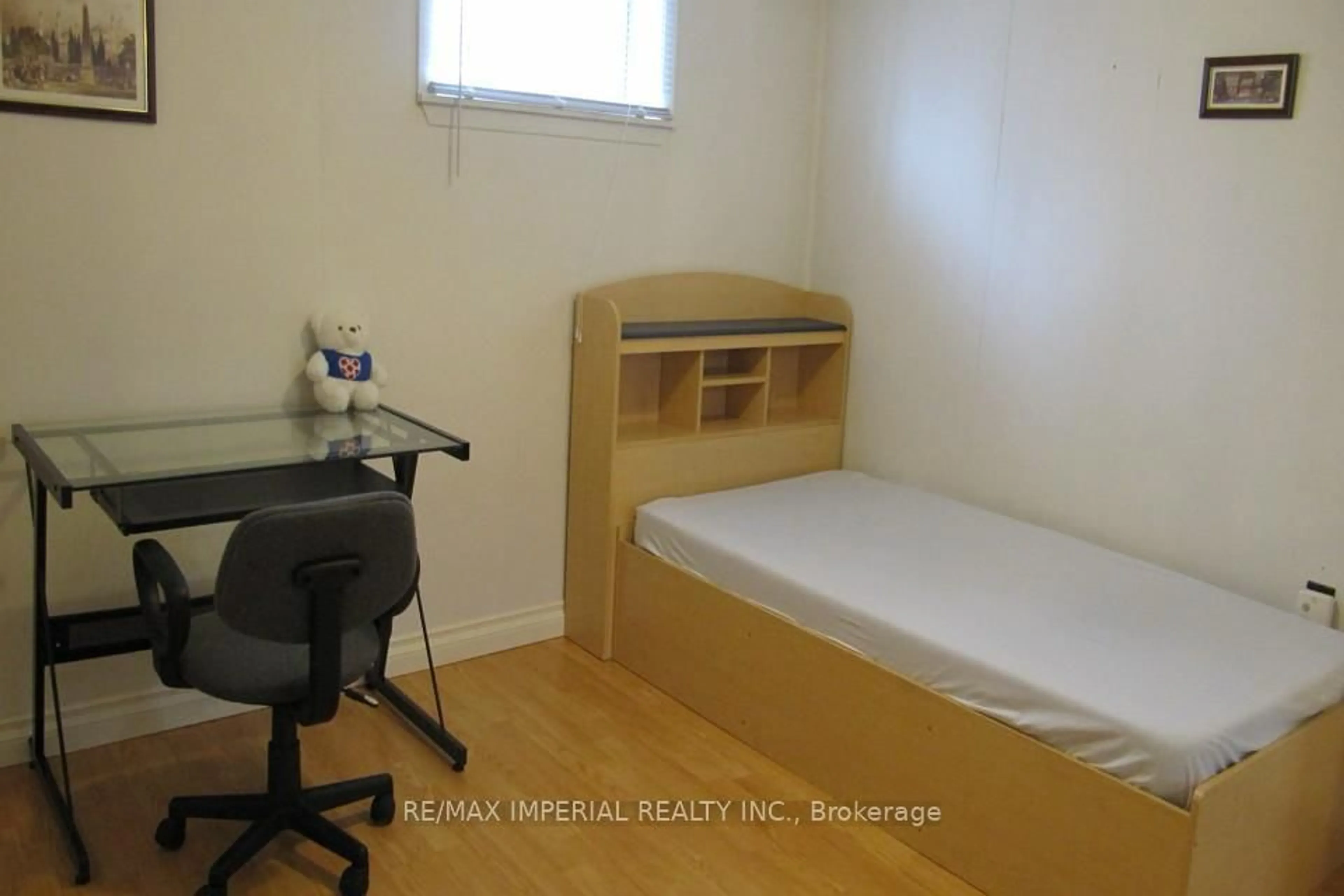 A pic of a room for 53 Grandview Ave, Markham Ontario L3T 1H1
