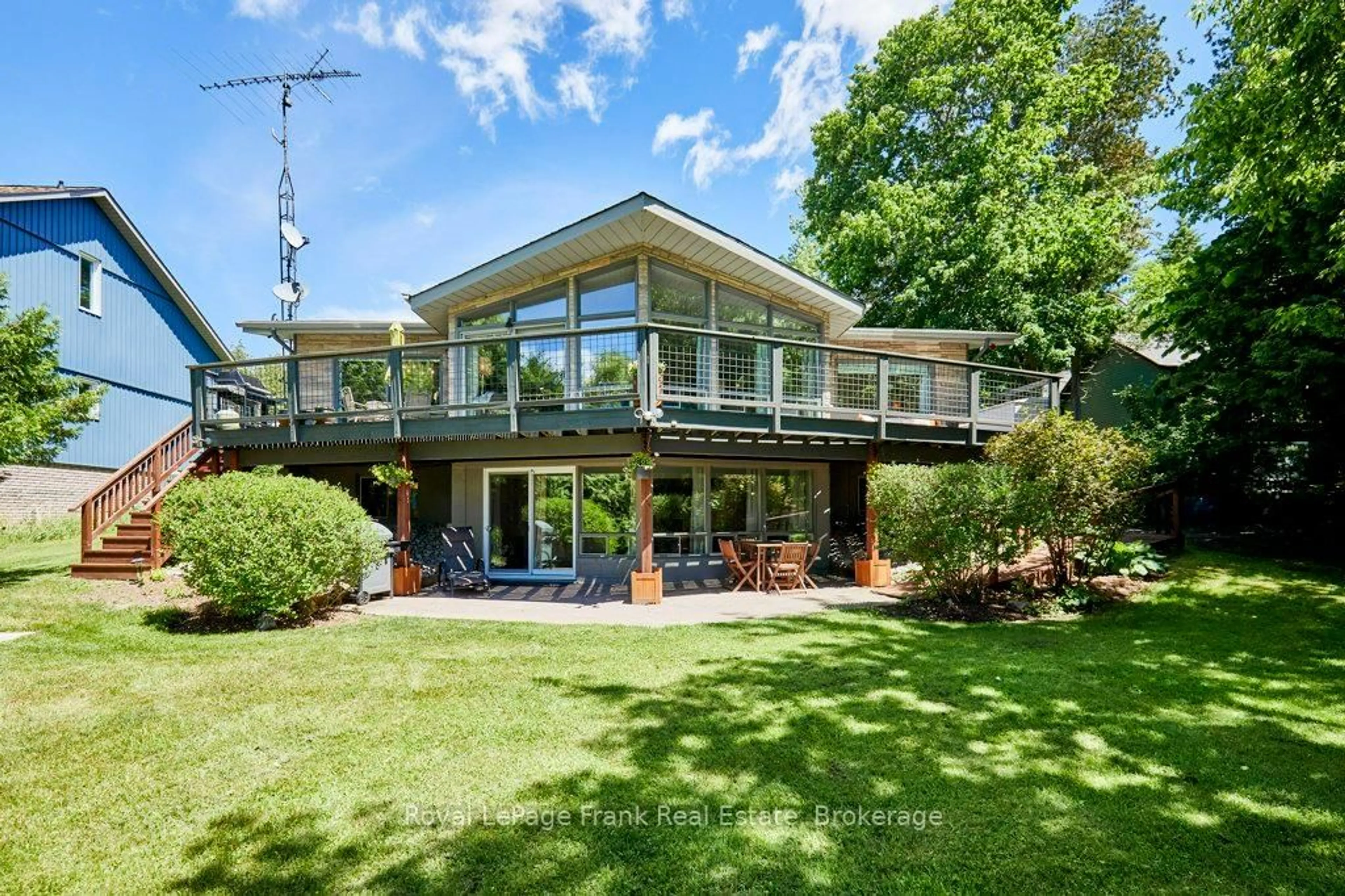 A pic from outside/outdoor area/front of a property/back of a property/a pic from drone, water/lake/river/ocean view for 156 Acton Rd, Uxbridge Ontario L0C 1H0
