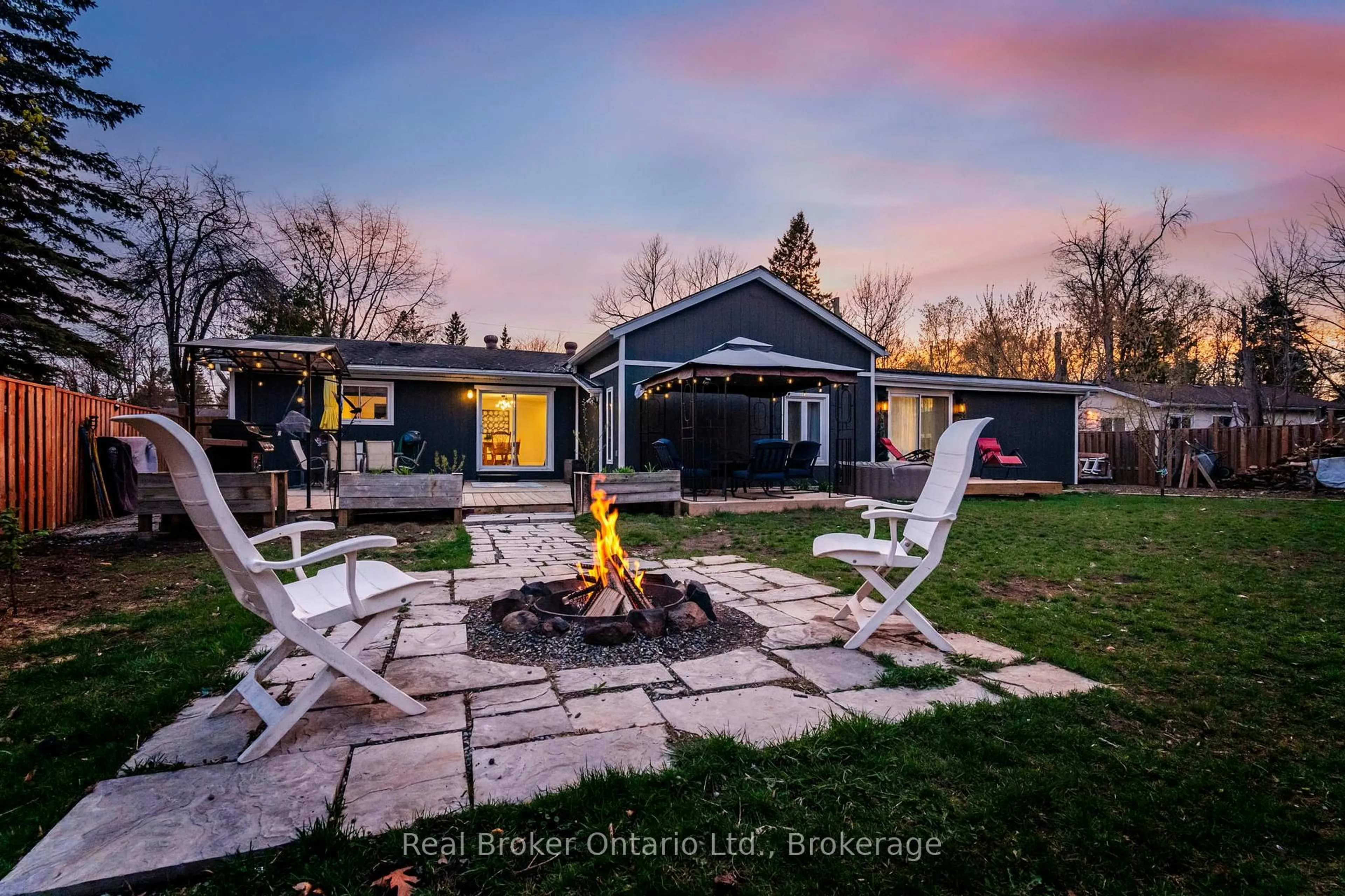 Unknown for 2307 Somers Blvd, Innisfil Ontario L9S 2E8