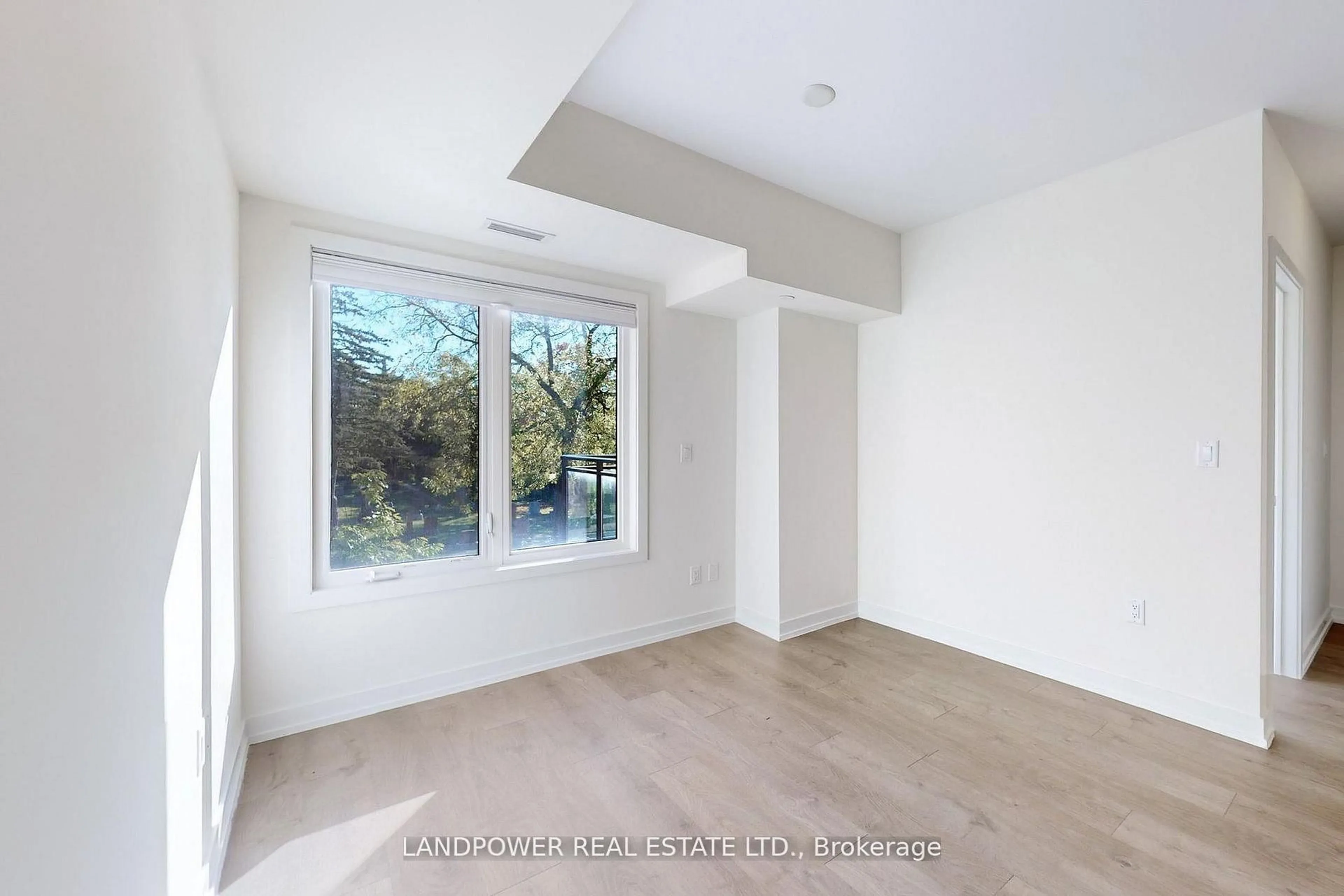 A pic of a room for 60 Elizabeth St #3305, Richmond Hill Ontario L4C 5W2
