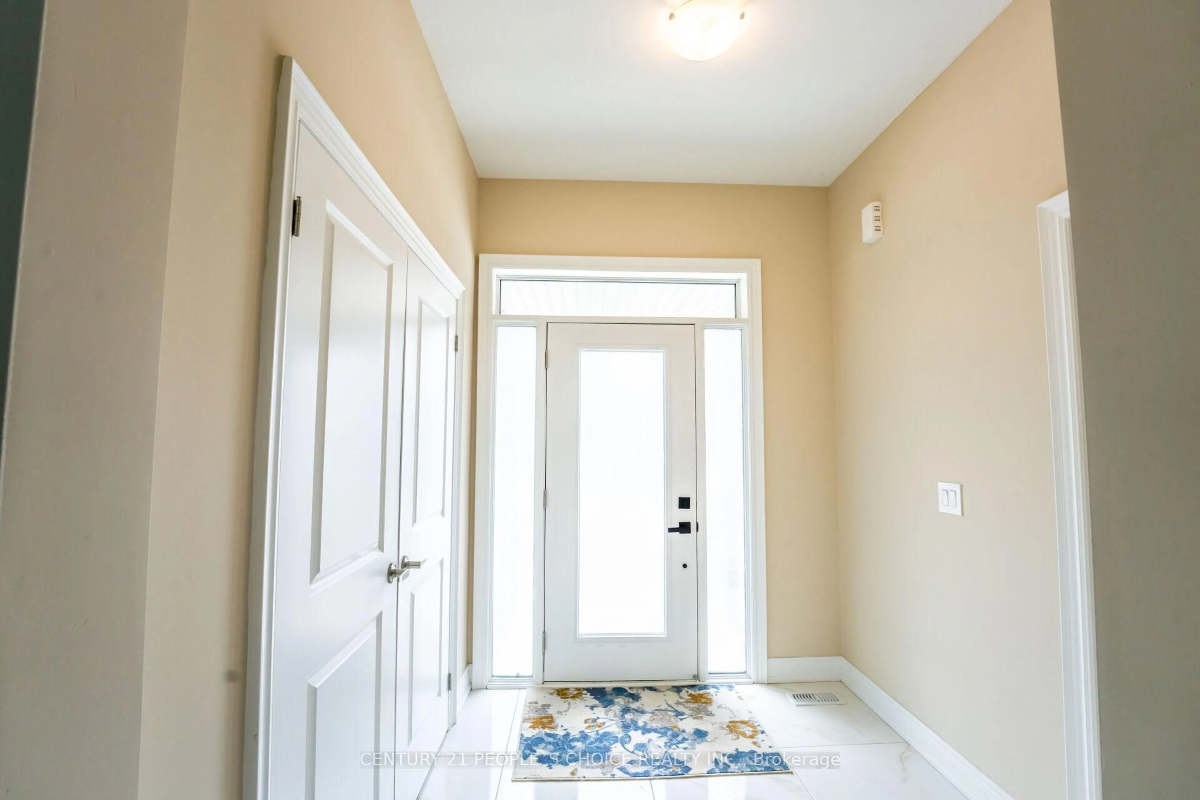 Indoor entryway for 56 Plank Rd, Bradford West Gwillimbury Ontario L3Z 4N3
