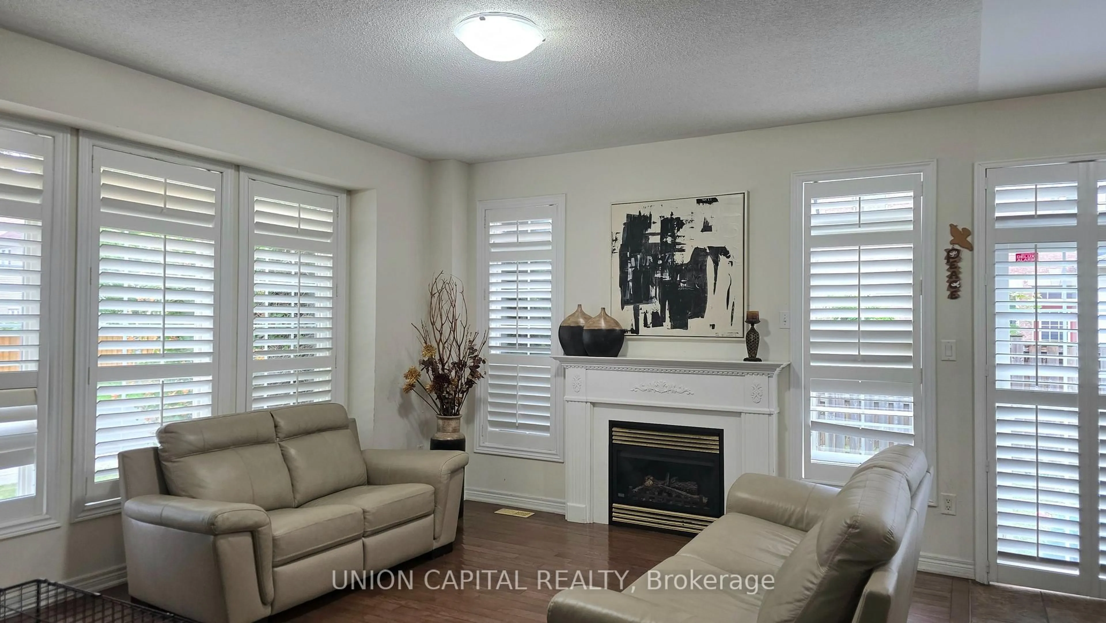 Living room with furniture, unknown for 2 Solace Rd, Markham Ontario L6E 0A3