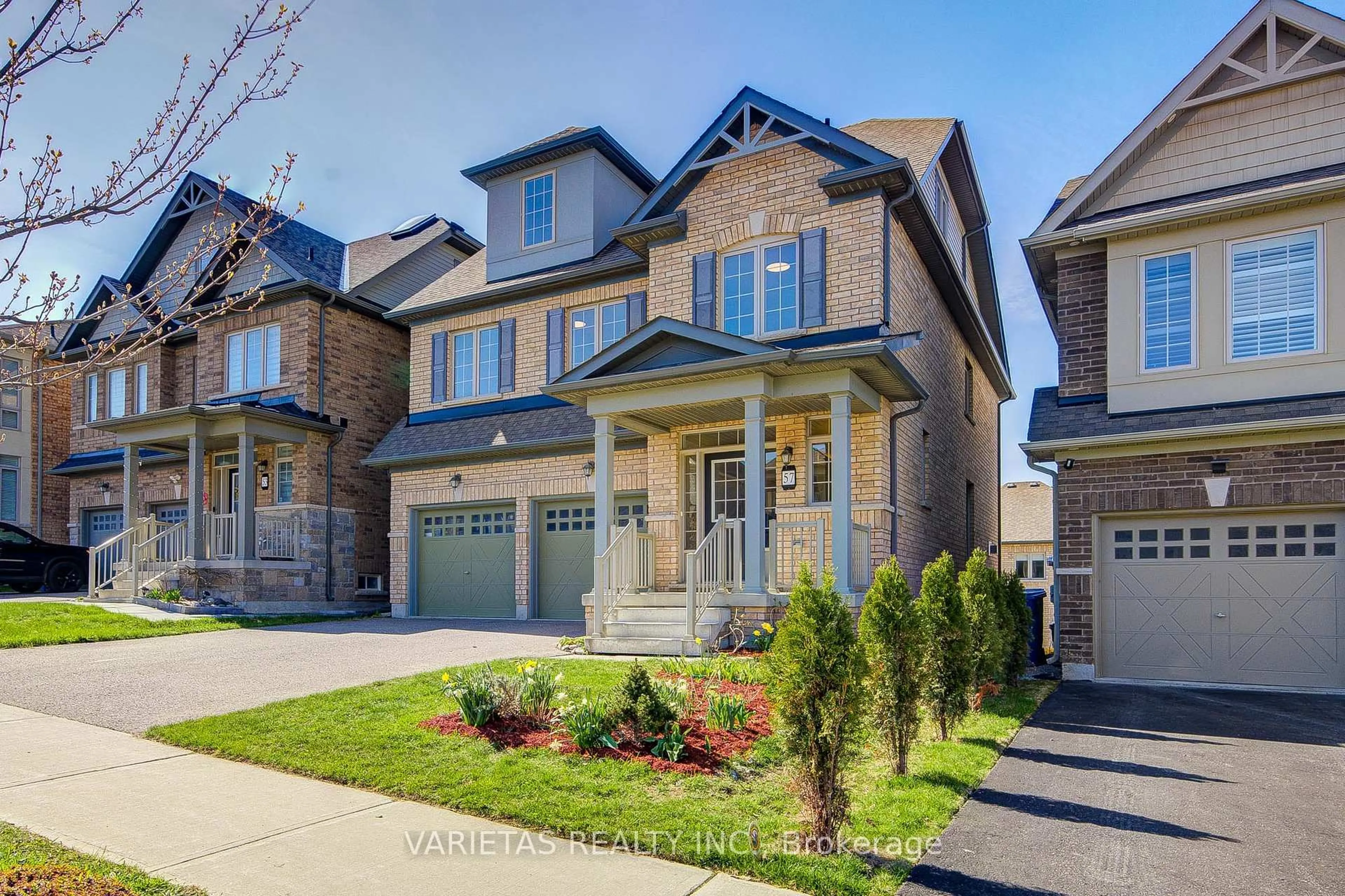 Home with brick exterior material, street for 57 Blazing Star St, East Gwillimbury Ontario L9N 0S2