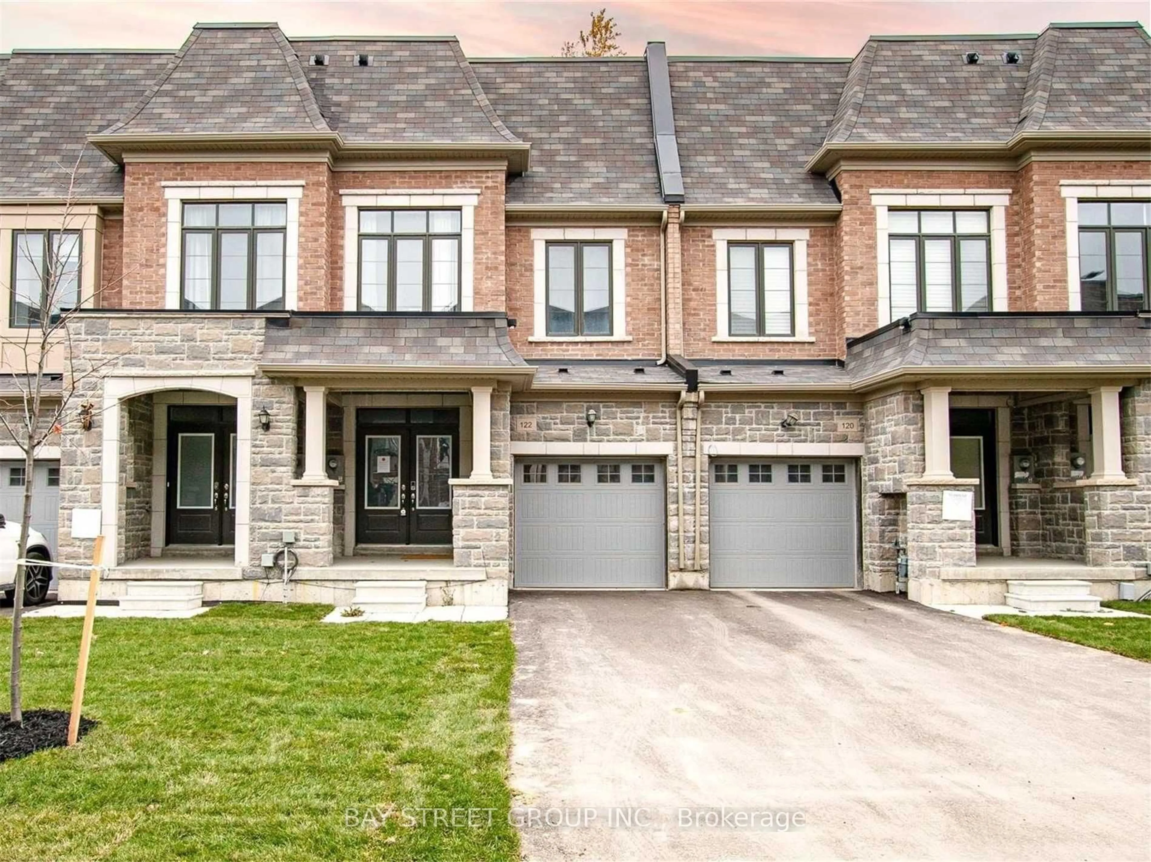 Home with brick exterior material, street for 122 Lichfield Rd, Markham Ontario L3R 0W9