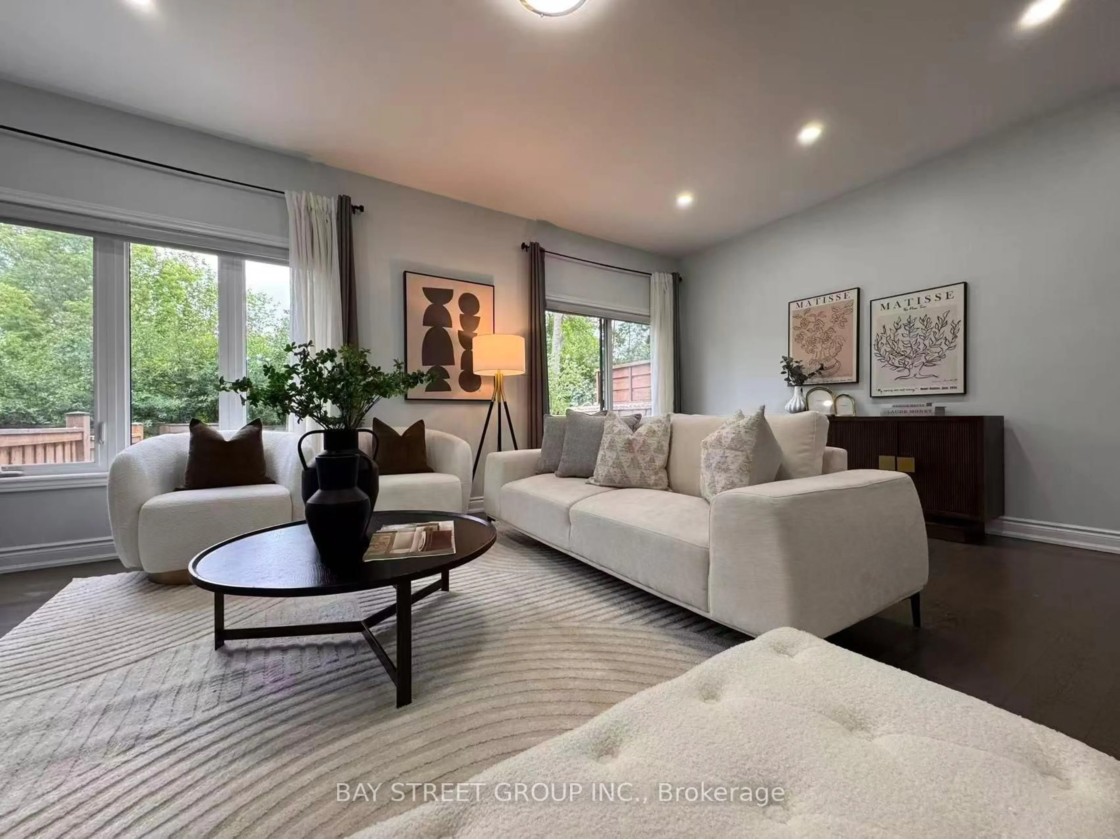 Living room with furniture, unknown for 122 Lichfield Rd, Markham Ontario L3R 0W9