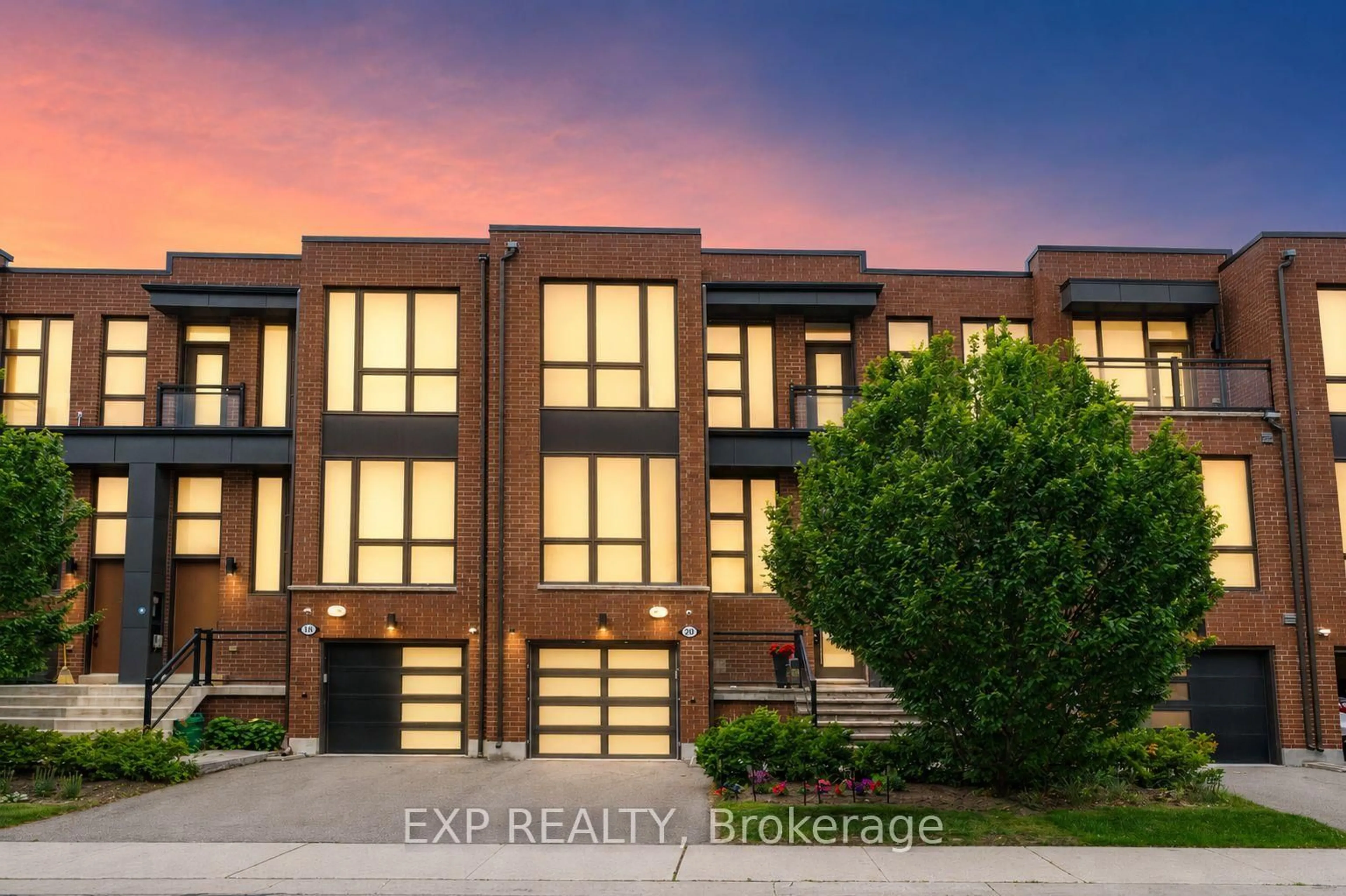 Home with brick exterior material, street for 20 Crestridge Dr, Vaughan Ontario L4J 0K1