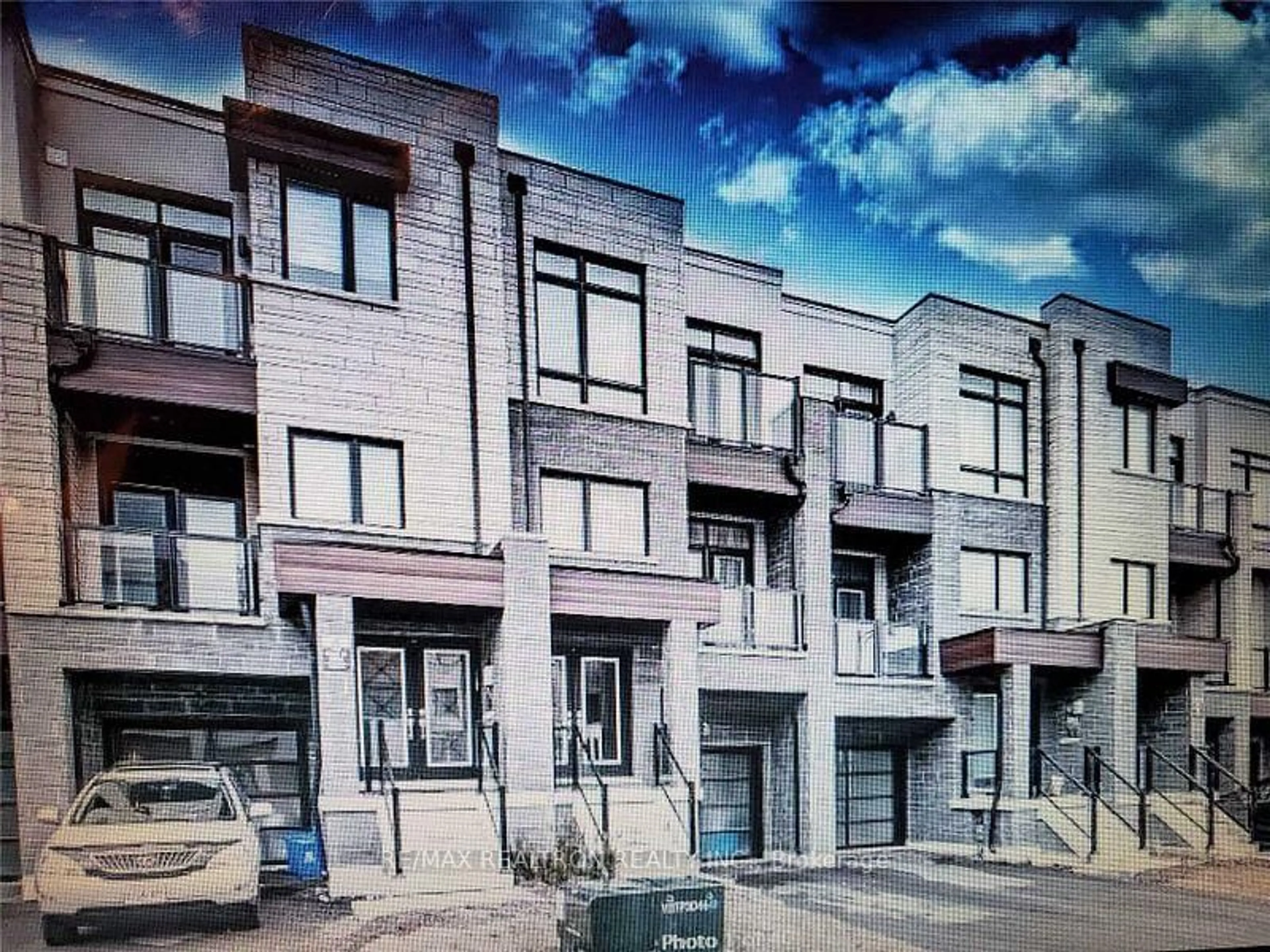 Unknown for 13 Golden Tr, Vaughan Ontario L6A 5A1